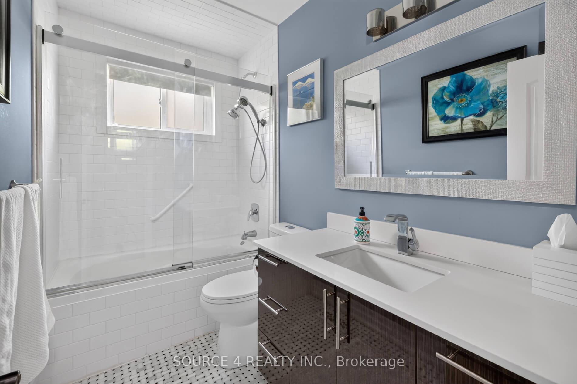 Photo 23 of 51 Knowles Crescent, Aurora, Aurora Highlands — HOMEH