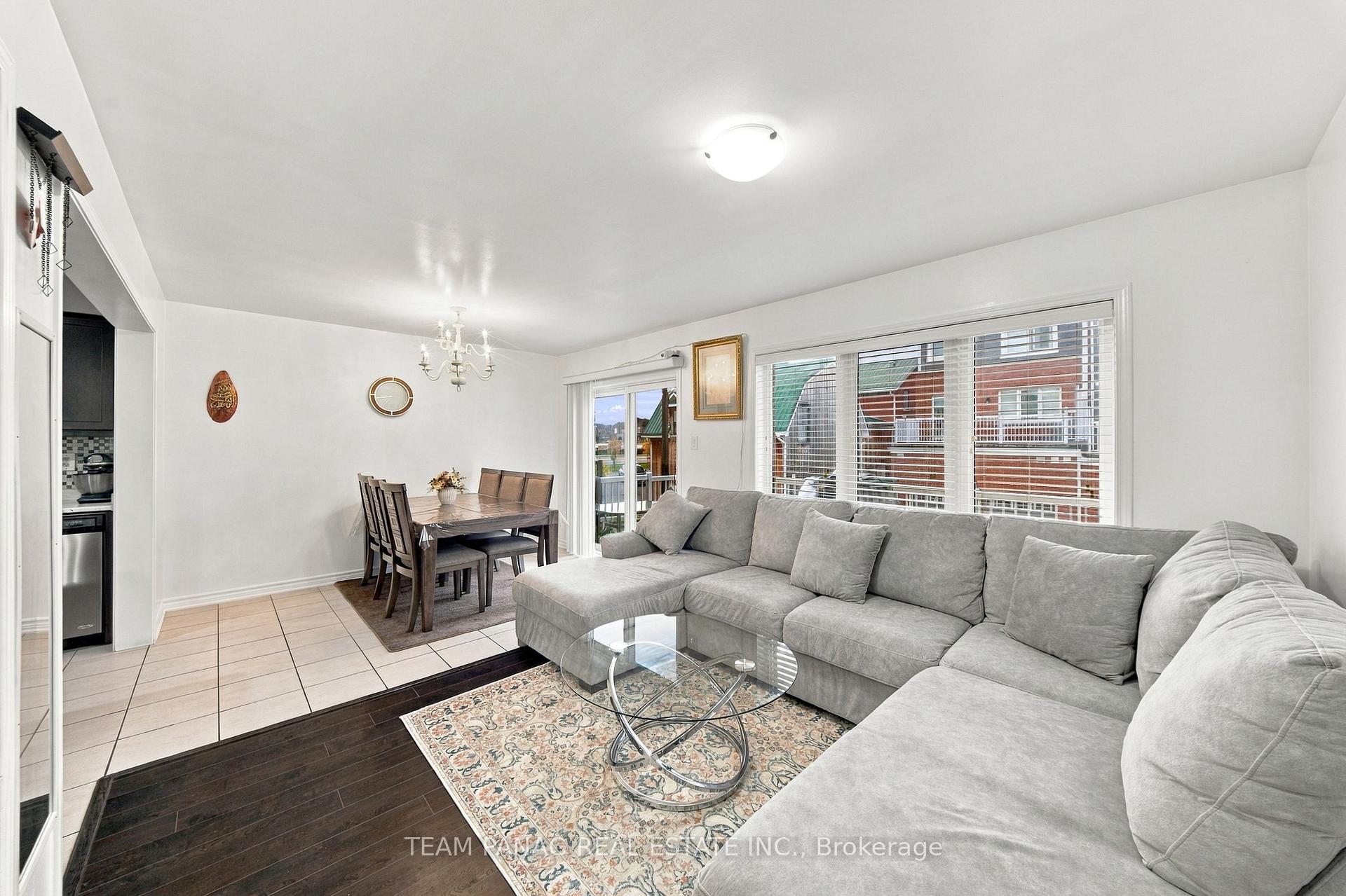 Photo 17 of 230 Remembrance Road, Brampton, Northwest Brampton — HOMEH