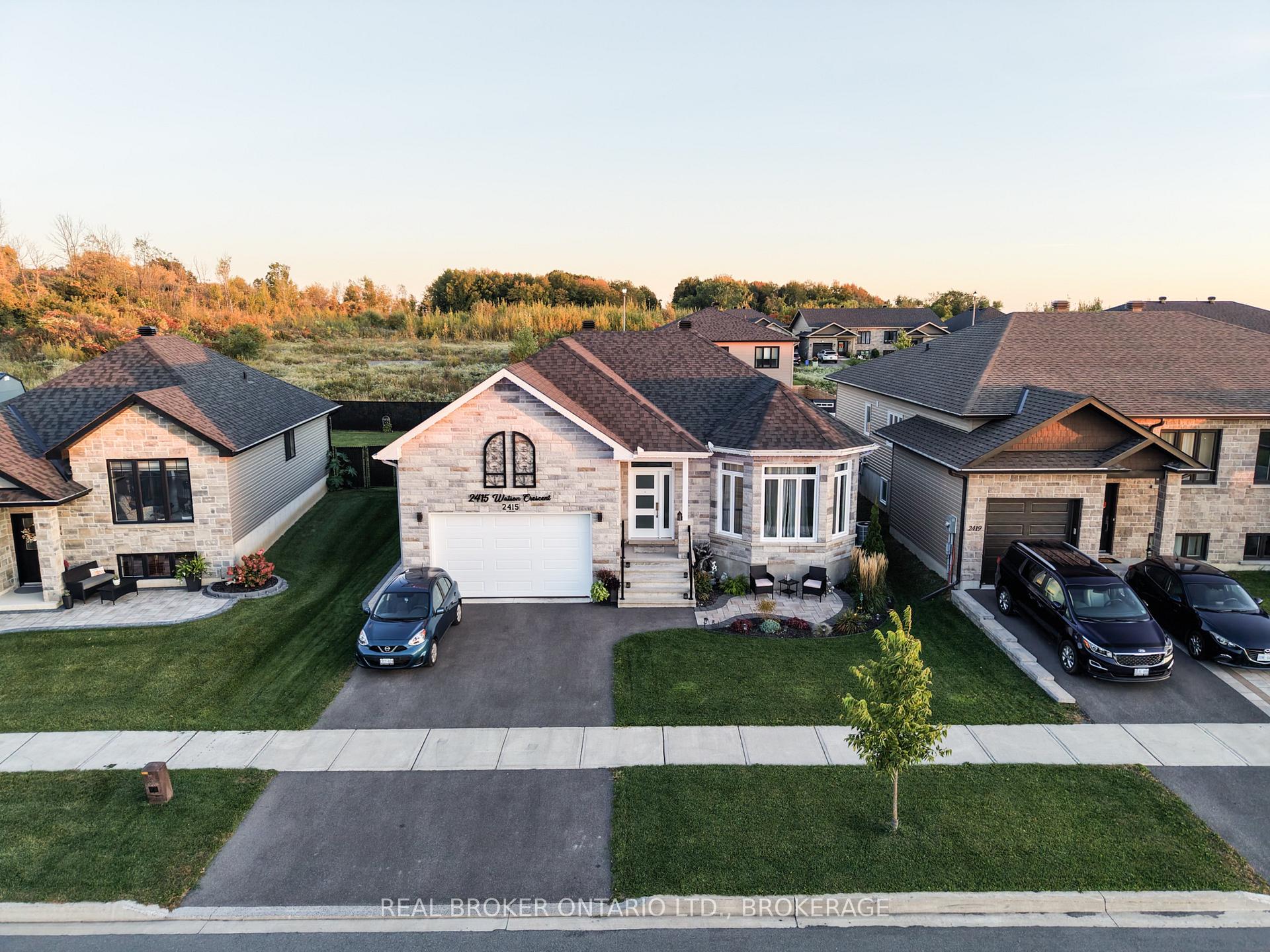 Photo 3 of 2415 Watson Crescent, Cornwall, Cornwall — HOMEH