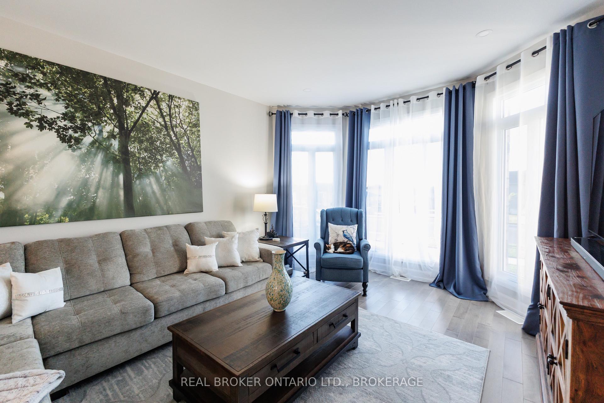 Photo 9 of 2415 Watson Crescent, Cornwall, Cornwall — HOMEH