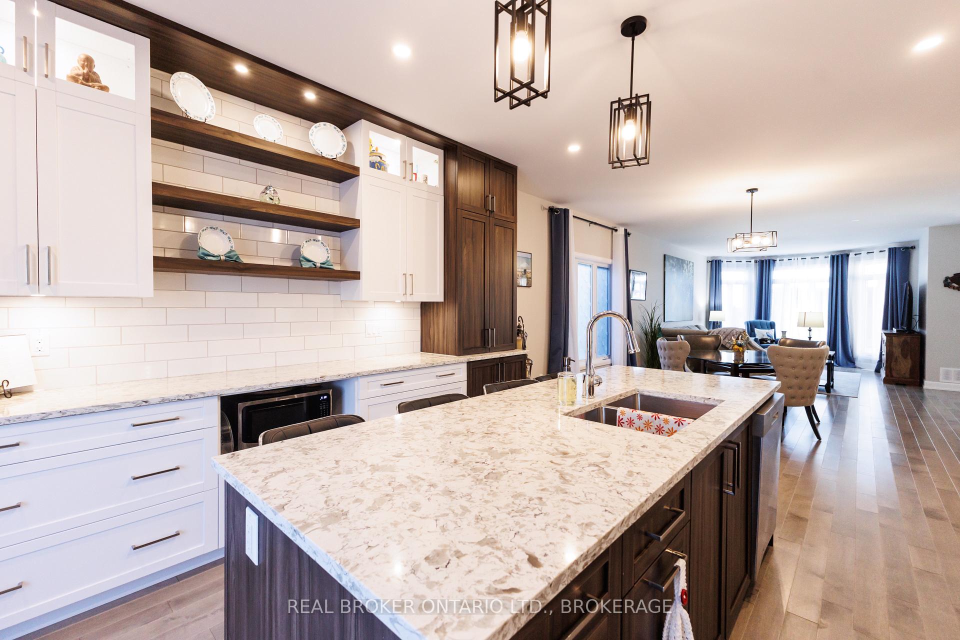 Photo 19 of 2415 Watson Crescent, Cornwall, Cornwall — HOMEH