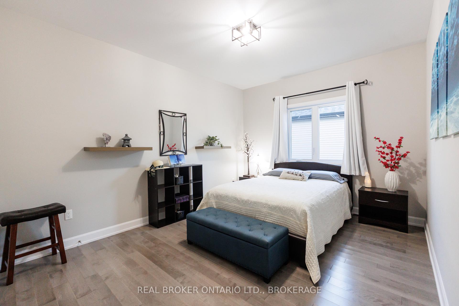 Photo 31 of 2415 Watson Crescent, Cornwall, Cornwall — HOMEH