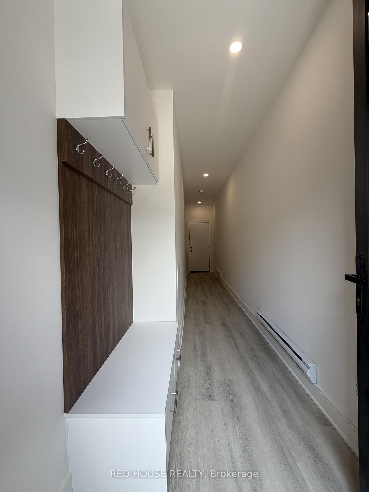 Photo 2 of 49 Everett Common, St. Catharines, Oakdale — HOMEH
