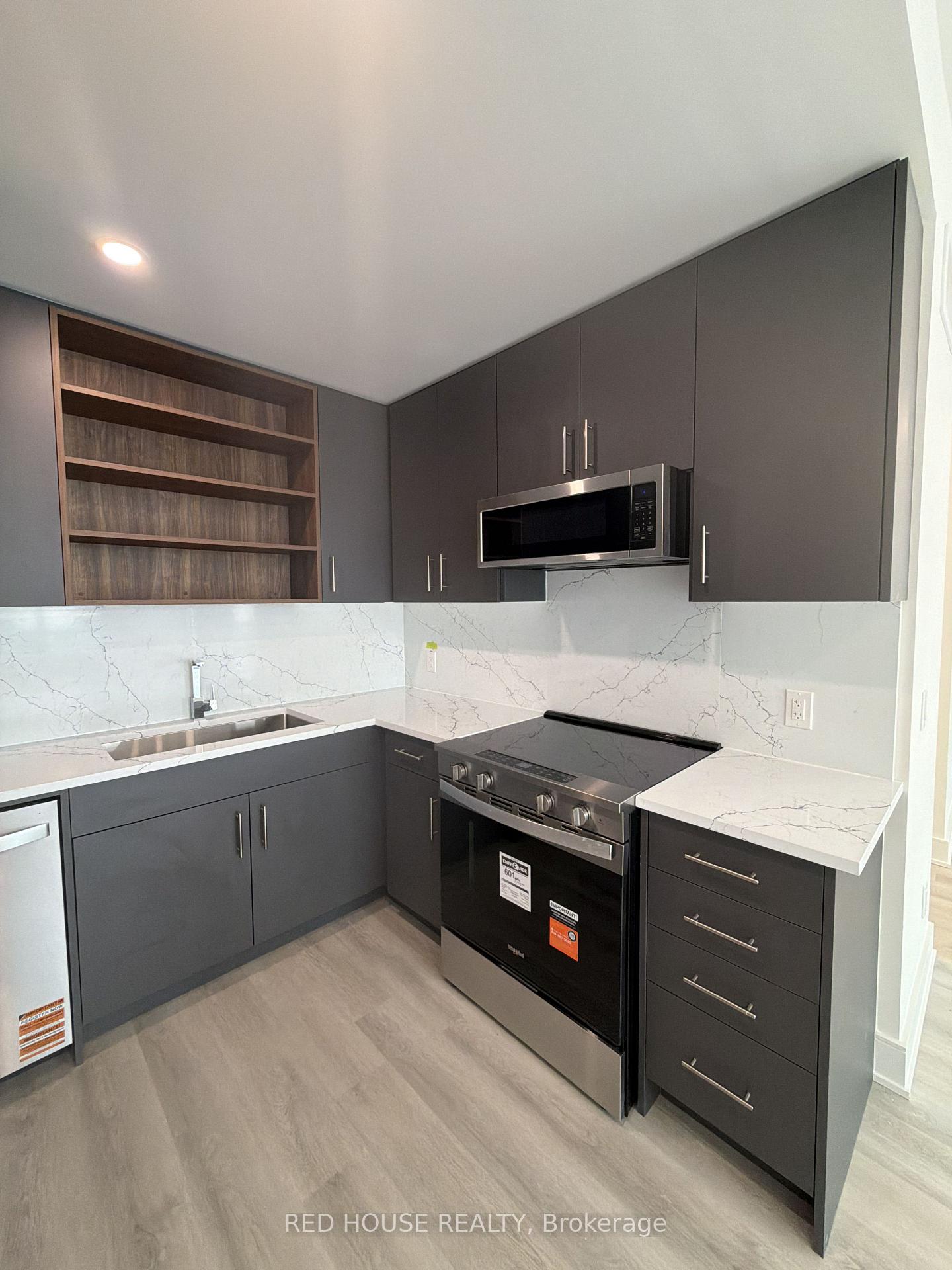 Photo 12 of 49 Everett Common, St. Catharines, Oakdale — HOMEH