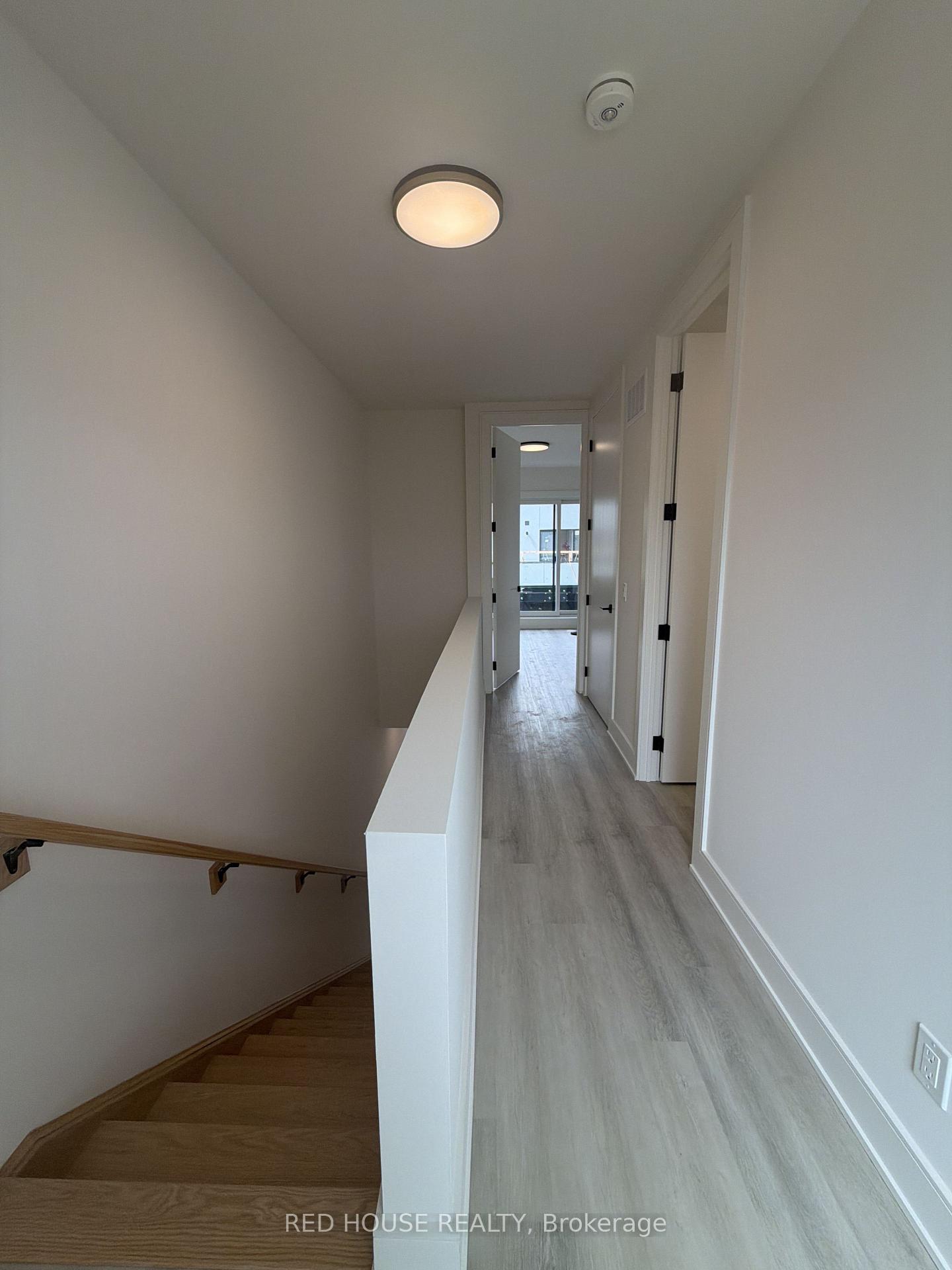 Photo 17 of 49 Everett Common, St. Catharines, Oakdale — HOMEH