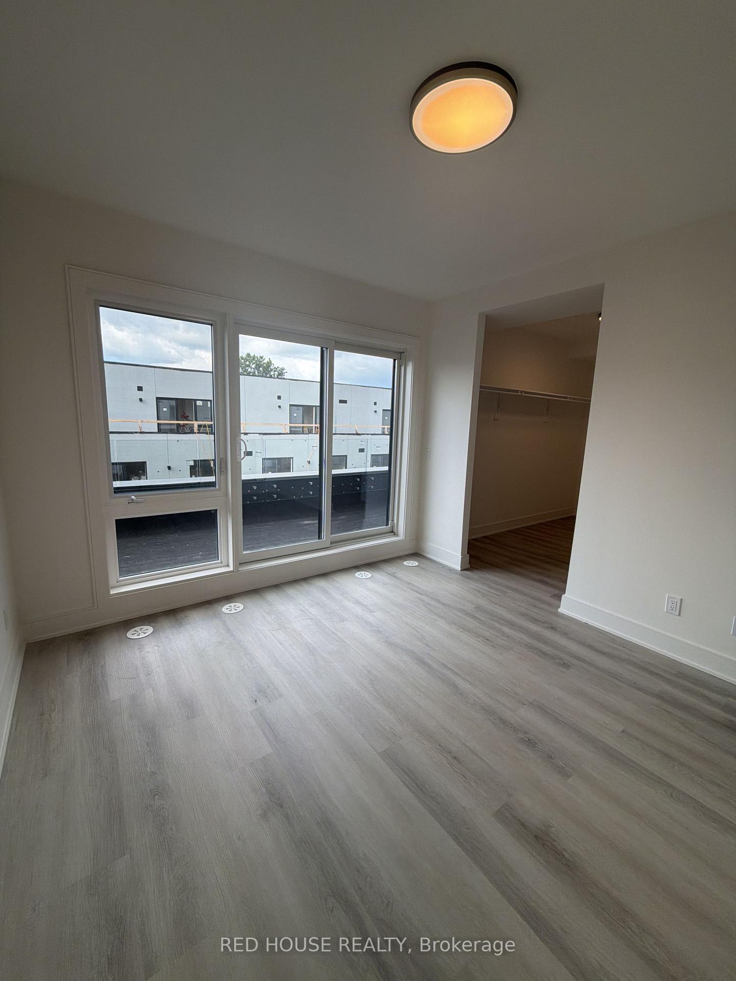 Photo 19 of 49 Everett Common, St. Catharines, Oakdale — HOMEH