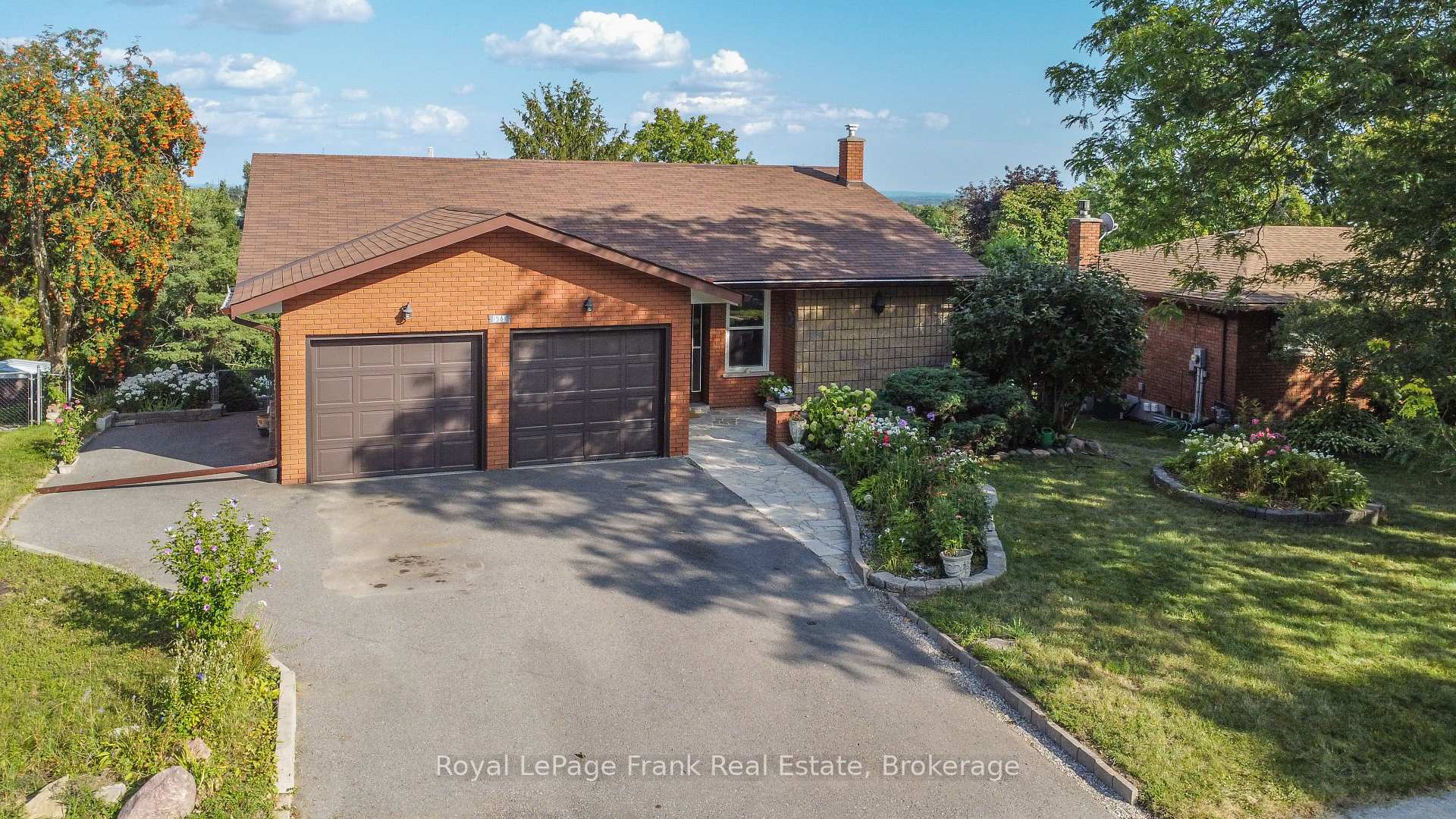 Photo 2 of 1561 Cherryhill Road, Peterborough, Monaghan Ward 2 — HOMEH