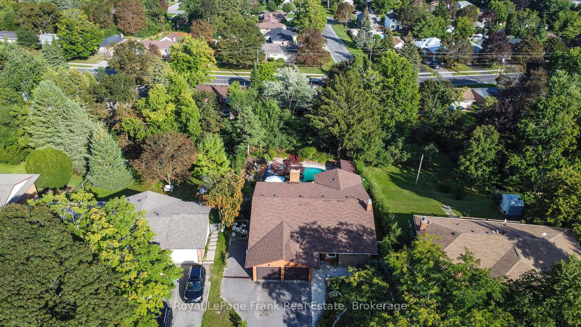 Photo 8 of 1561 Cherryhill Road, Peterborough, Monaghan Ward 2 — HOMEH