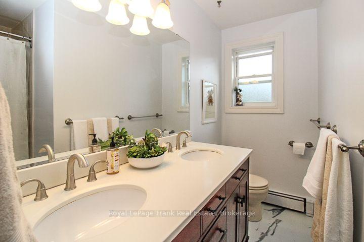 Photo 24 of 1561 Cherryhill Road, Peterborough, Monaghan Ward 2 — HOMEH