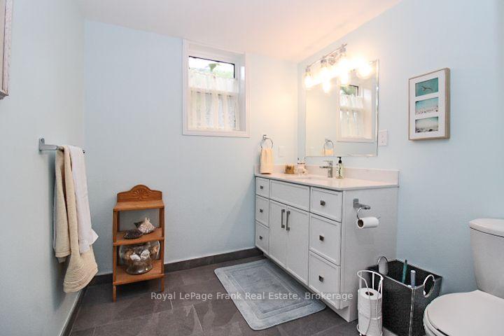 Photo 31 of 1561 Cherryhill Road, Peterborough, Monaghan Ward 2 — HOMEH