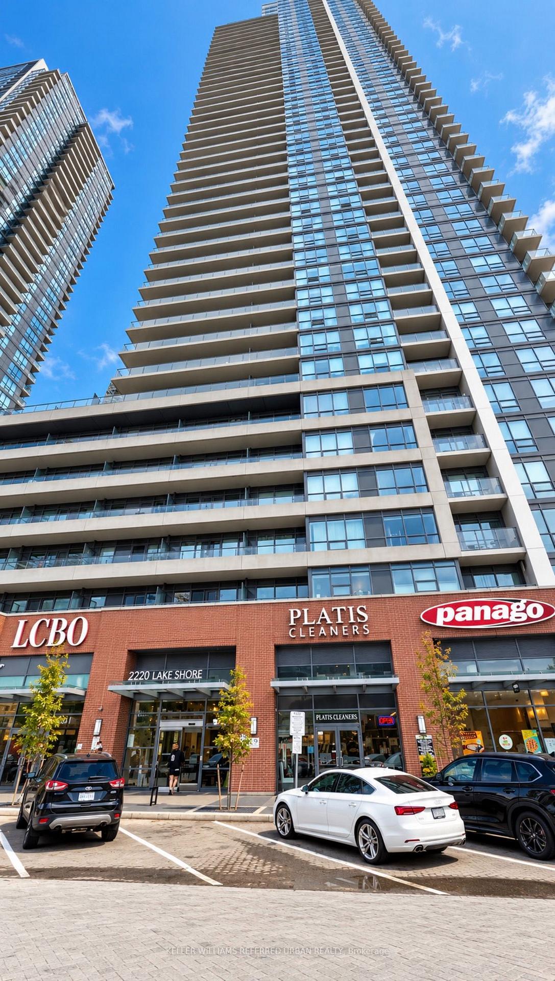 Photo of 2220 Lakeshore Boulevard
