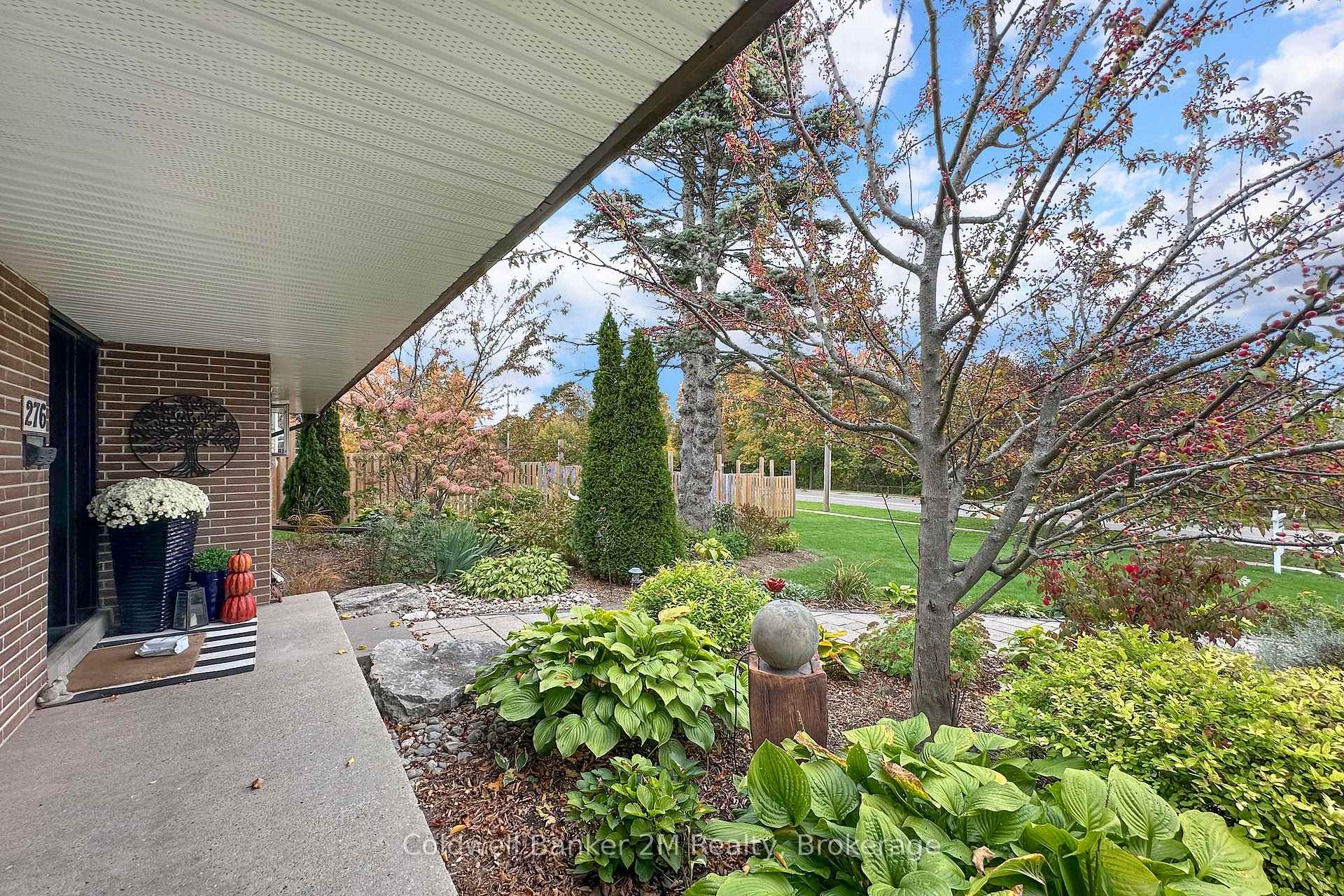 Photo 4 of 276 Park Road N, Oshawa, McLaughlin — HOMEH