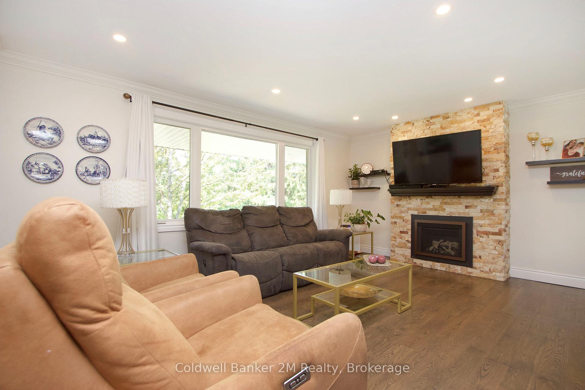 Photo 7 of 276 Park Road N, Oshawa, McLaughlin — HOMEH