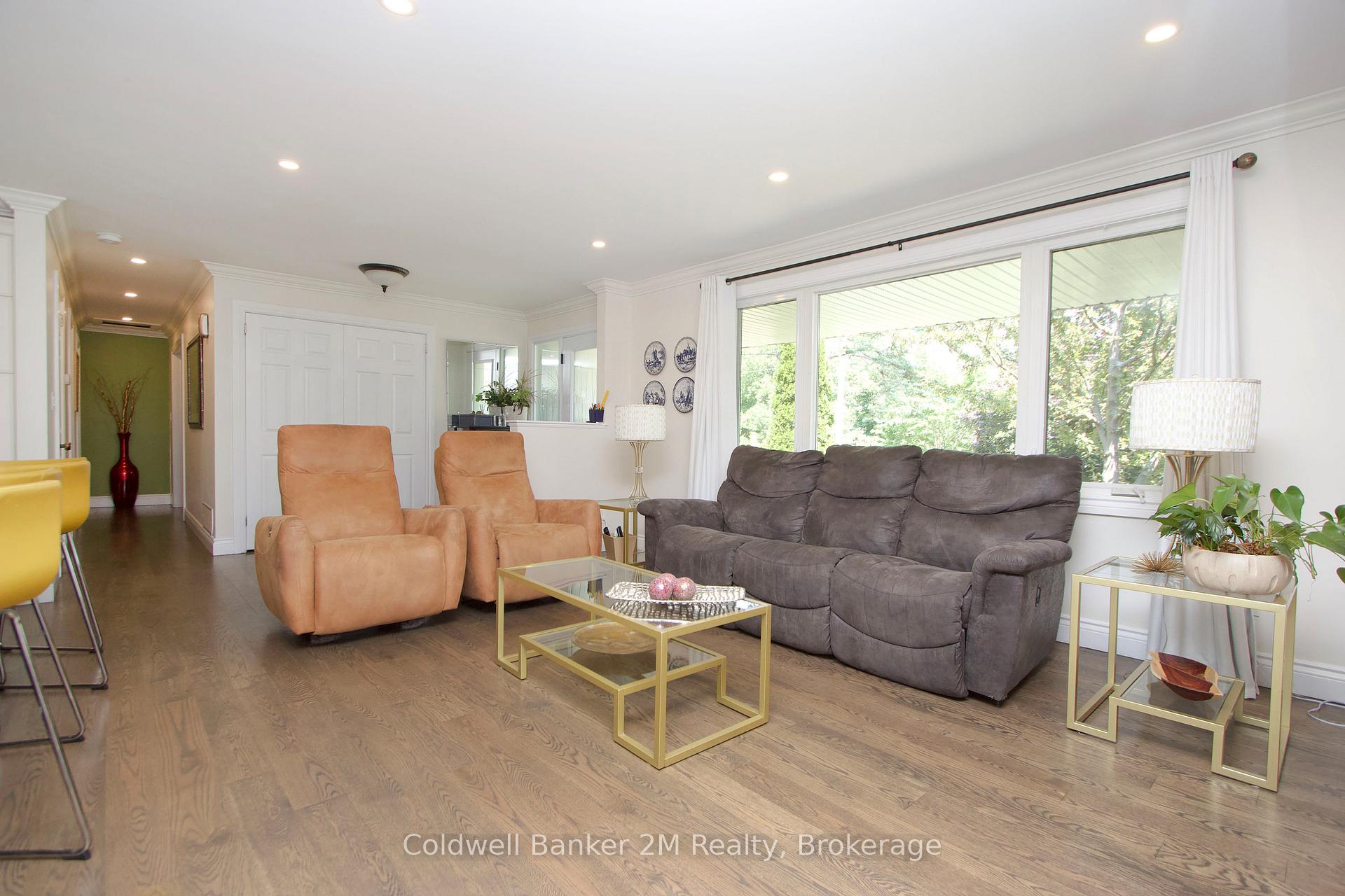 Photo 9 of 276 Park Road N, Oshawa, McLaughlin — HOMEH