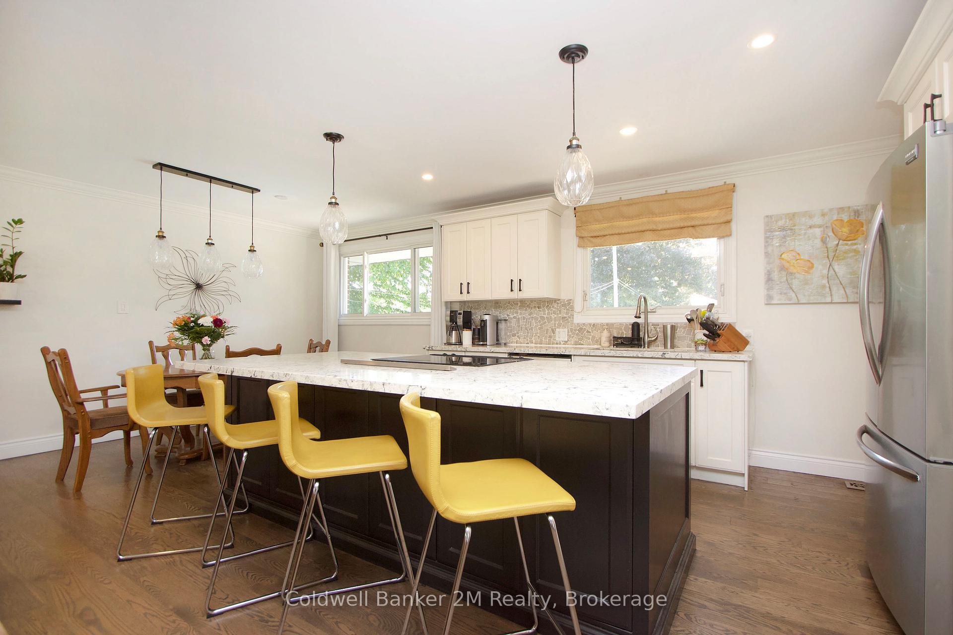 Photo 10 of 276 Park Road N, Oshawa, McLaughlin — HOMEH
