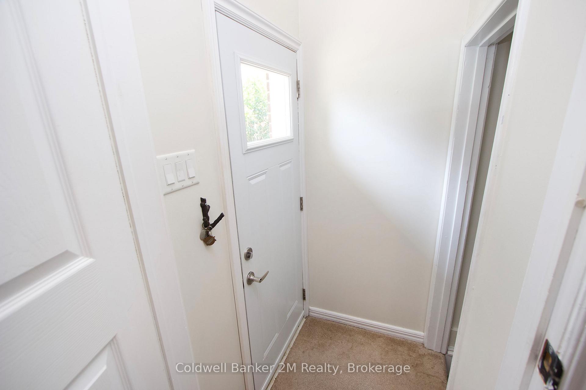 Photo 20 of 276 Park Road N, Oshawa, McLaughlin — HOMEH