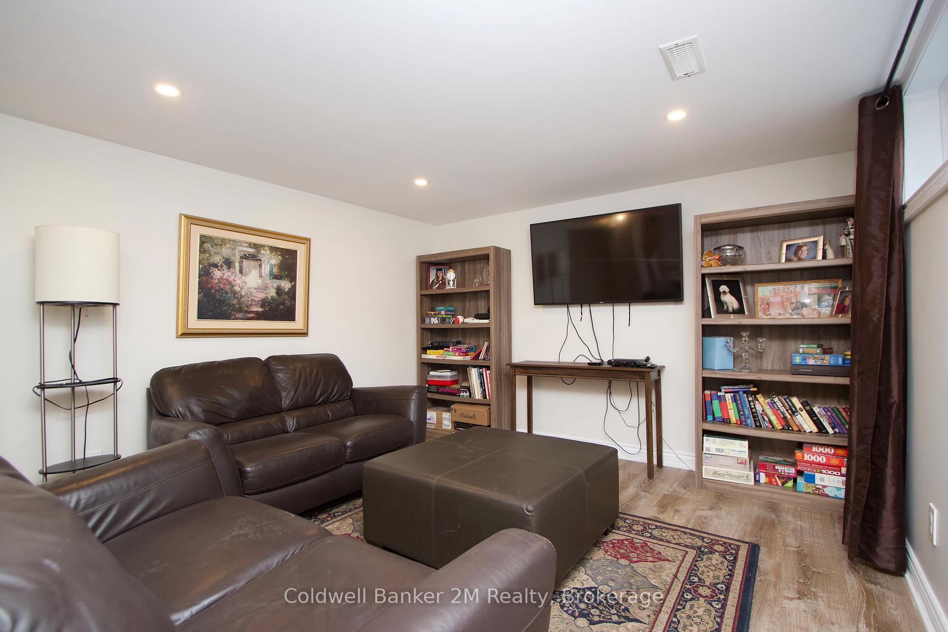 Photo 24 of 276 Park Road N, Oshawa, McLaughlin — HOMEH