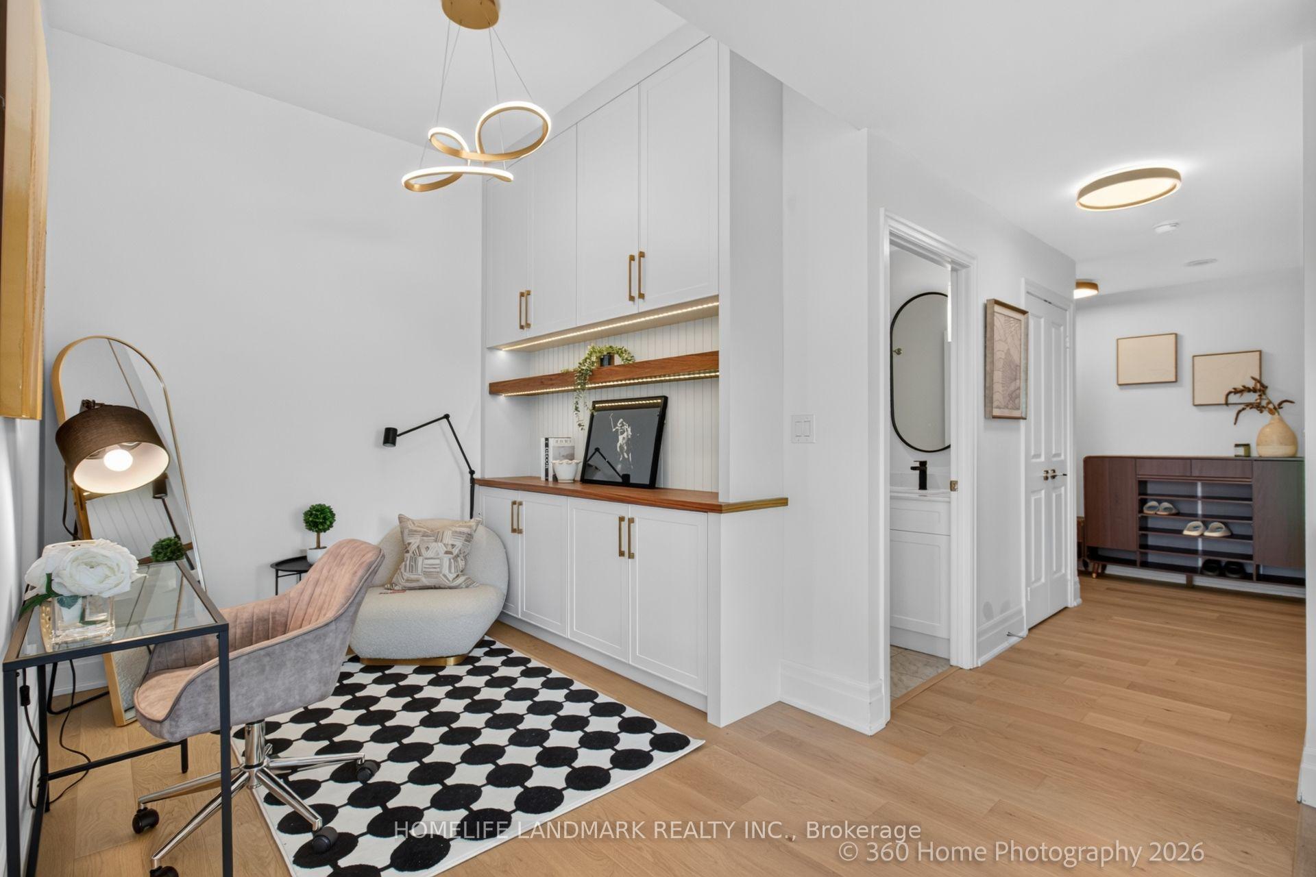 Photo 5 of Unit 4804, 8 The Esplanade, Toronto, Waterfront Communities — HOMEH