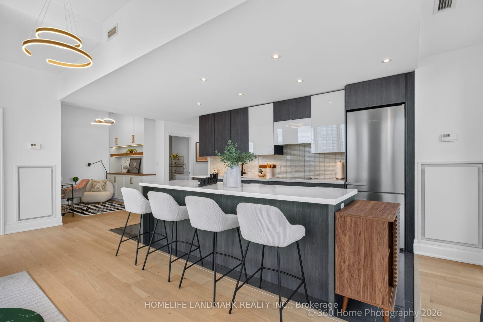 Photo 6 of Unit 4804, 8 The Esplanade, Toronto, Waterfront Communities — HOMEH