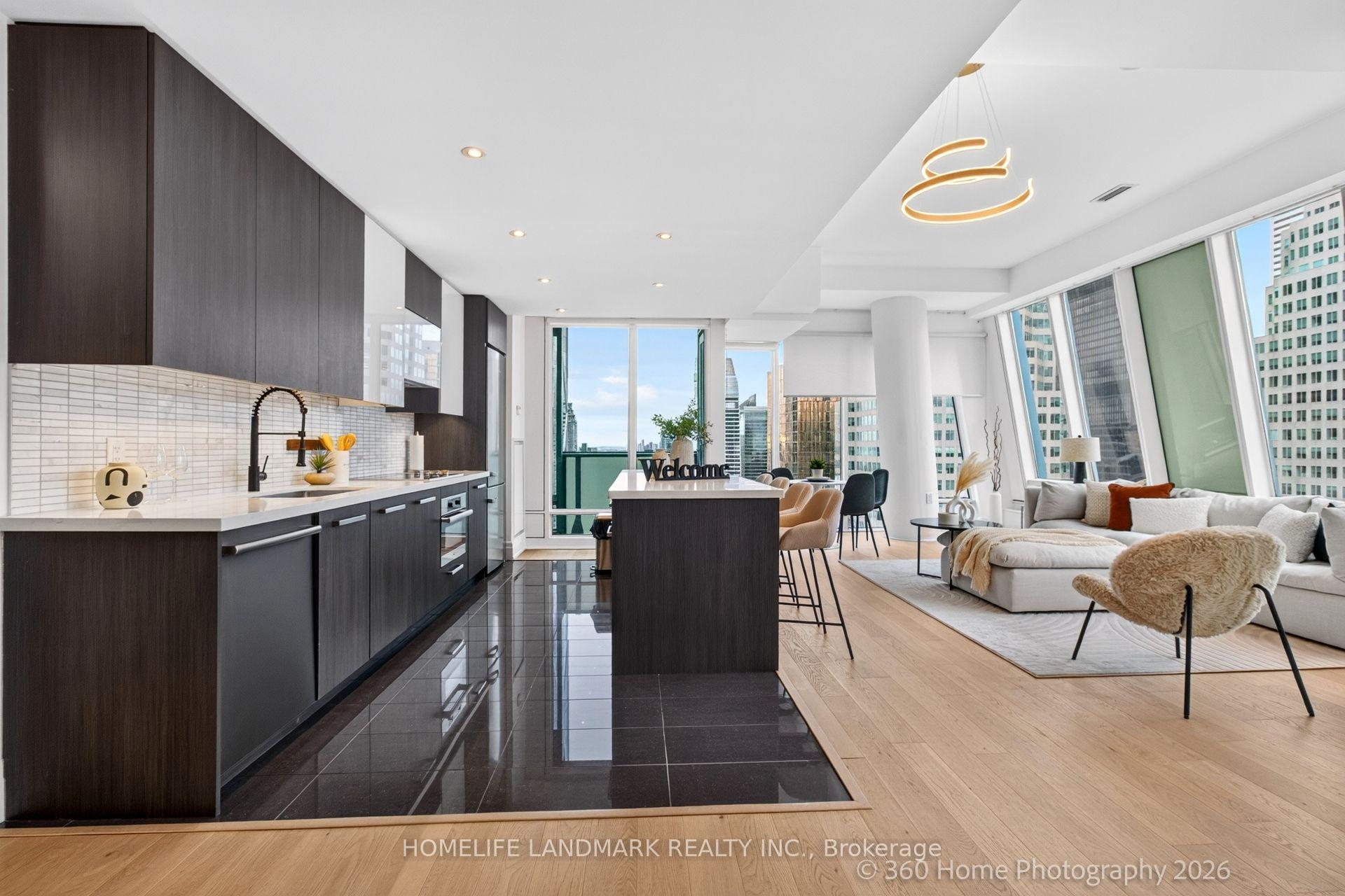 Photo 9 of Unit 4804, 8 The Esplanade, Toronto, Waterfront Communities — HOMEH