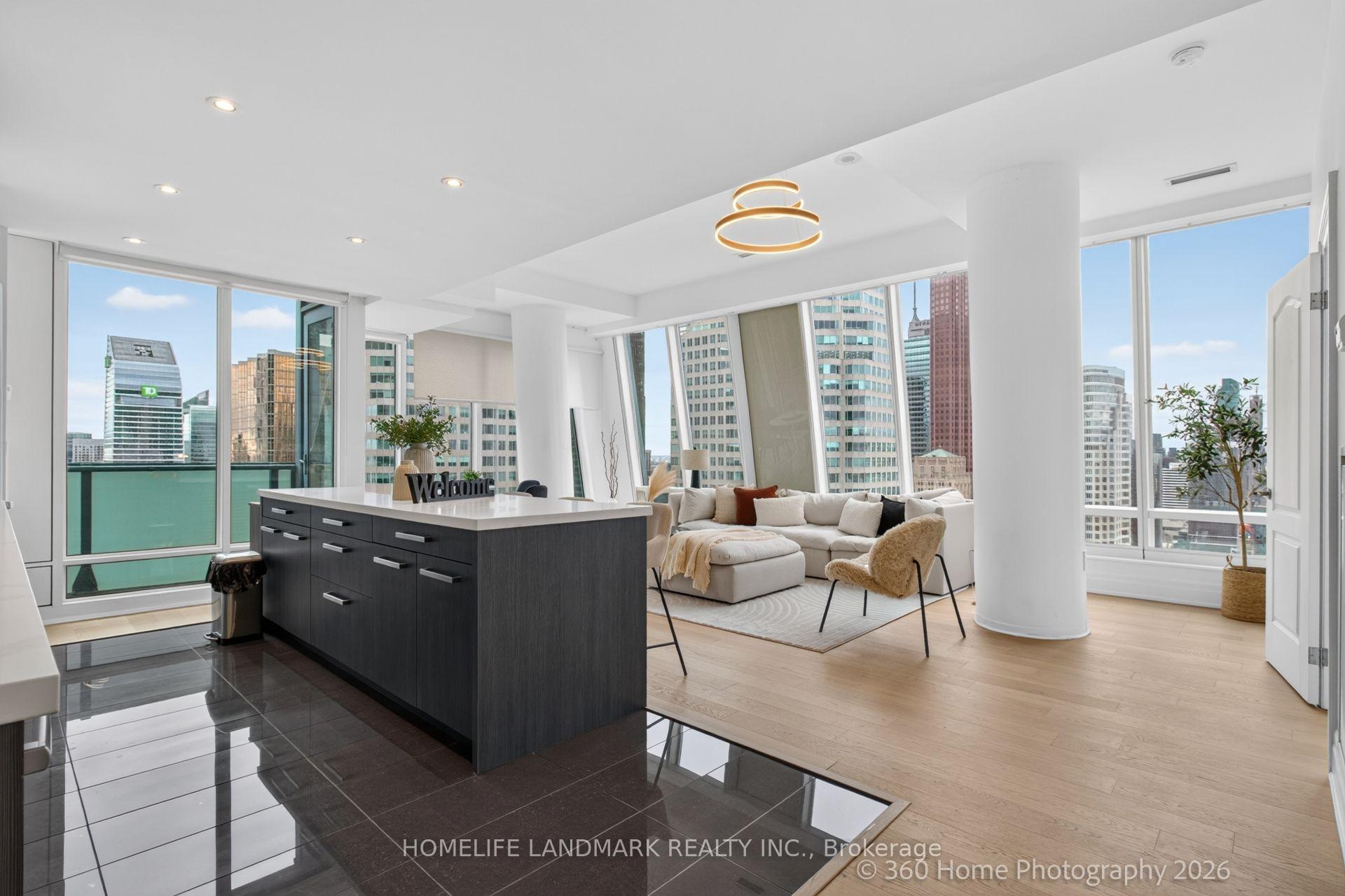 Photo 12 of Unit 4804, 8 The Esplanade, Toronto, Waterfront Communities — HOMEH