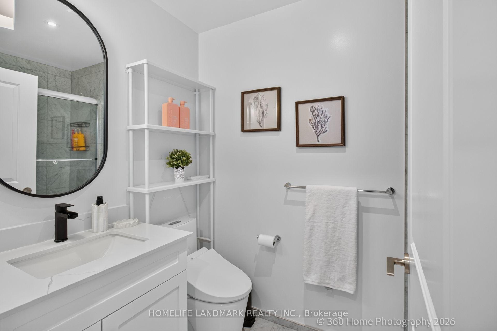 Photo 18 of Unit 4804, 8 The Esplanade, Toronto, Waterfront Communities — HOMEH