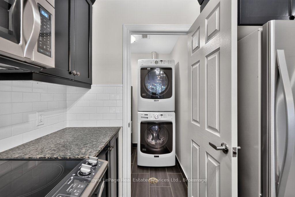 Photo 14 of Unit 201, 70 Stewart Street, Oakville, Central — HOMEH