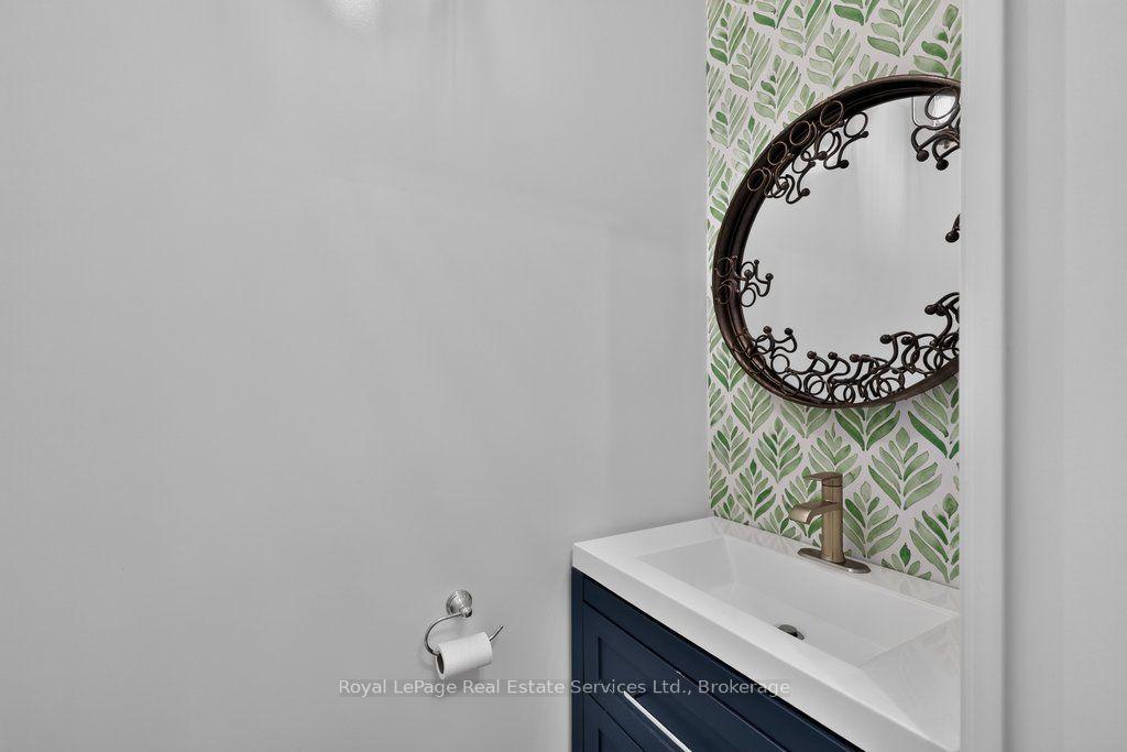 Photo 23 of Unit 201, 70 Stewart Street, Oakville, Central — HOMEH
