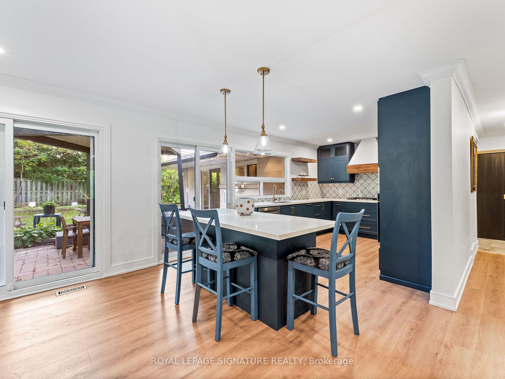 Photo 9 of 1620 Islington Avenue, Etobicoke, Princess-Rosethorn — HOMEH