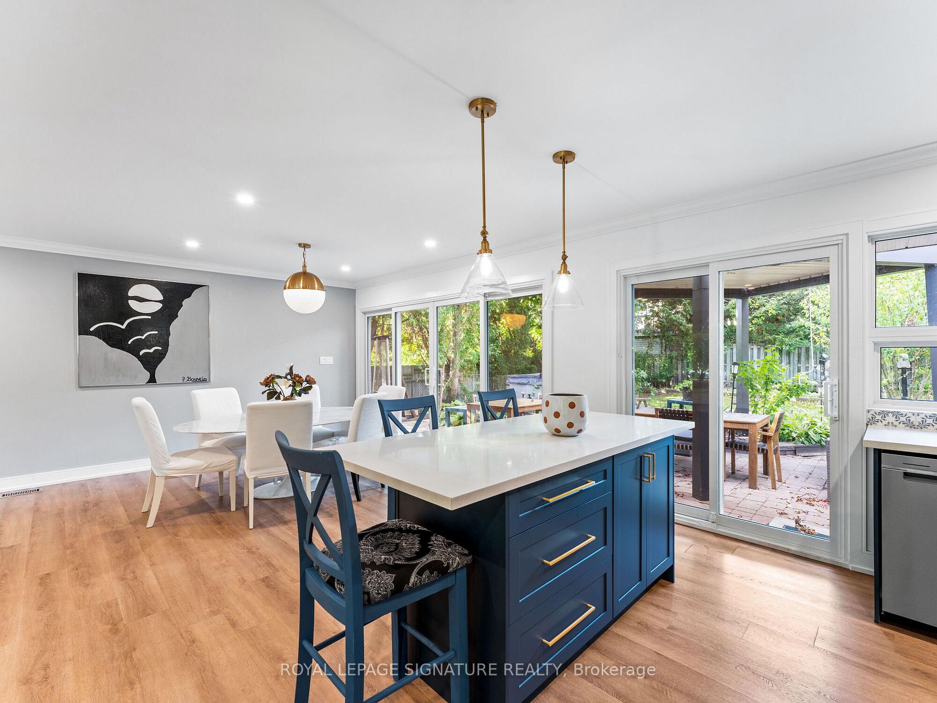 Photo 11 of 1620 Islington Avenue, Etobicoke, Princess-Rosethorn — HOMEH