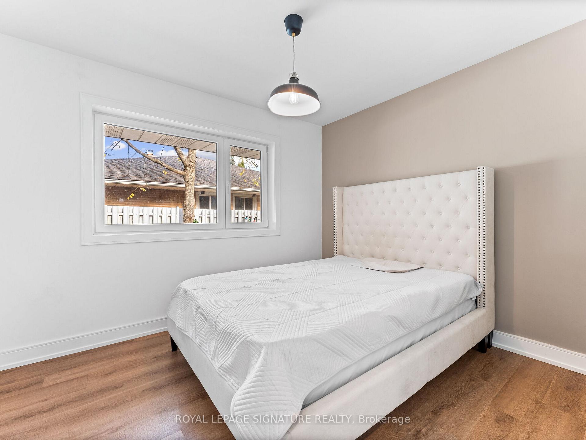 Photo 15 of 1620 Islington Avenue, Etobicoke, Princess-Rosethorn — HOMEH