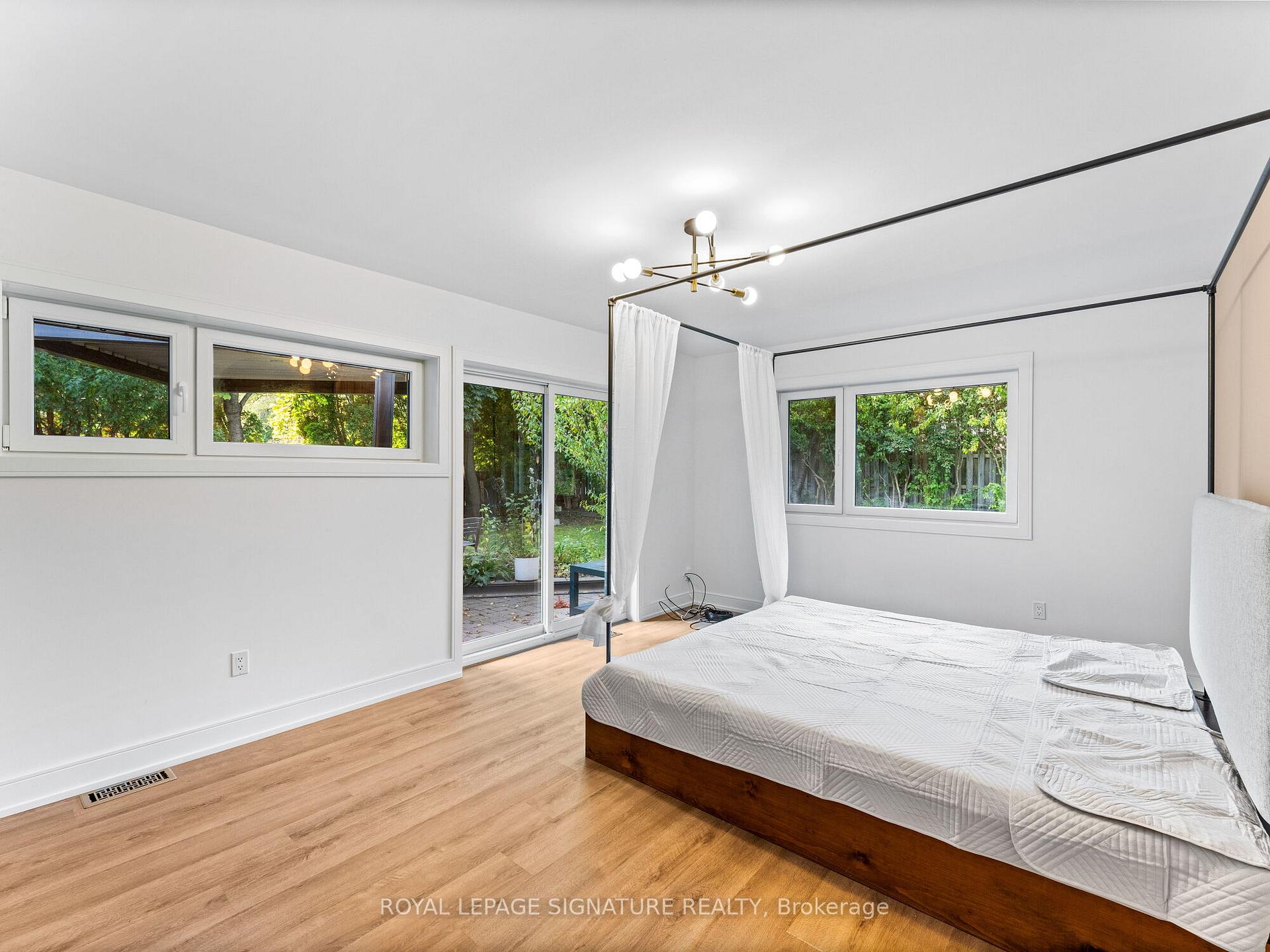 Photo 19 of 1620 Islington Avenue, Etobicoke, Princess-Rosethorn — HOMEH