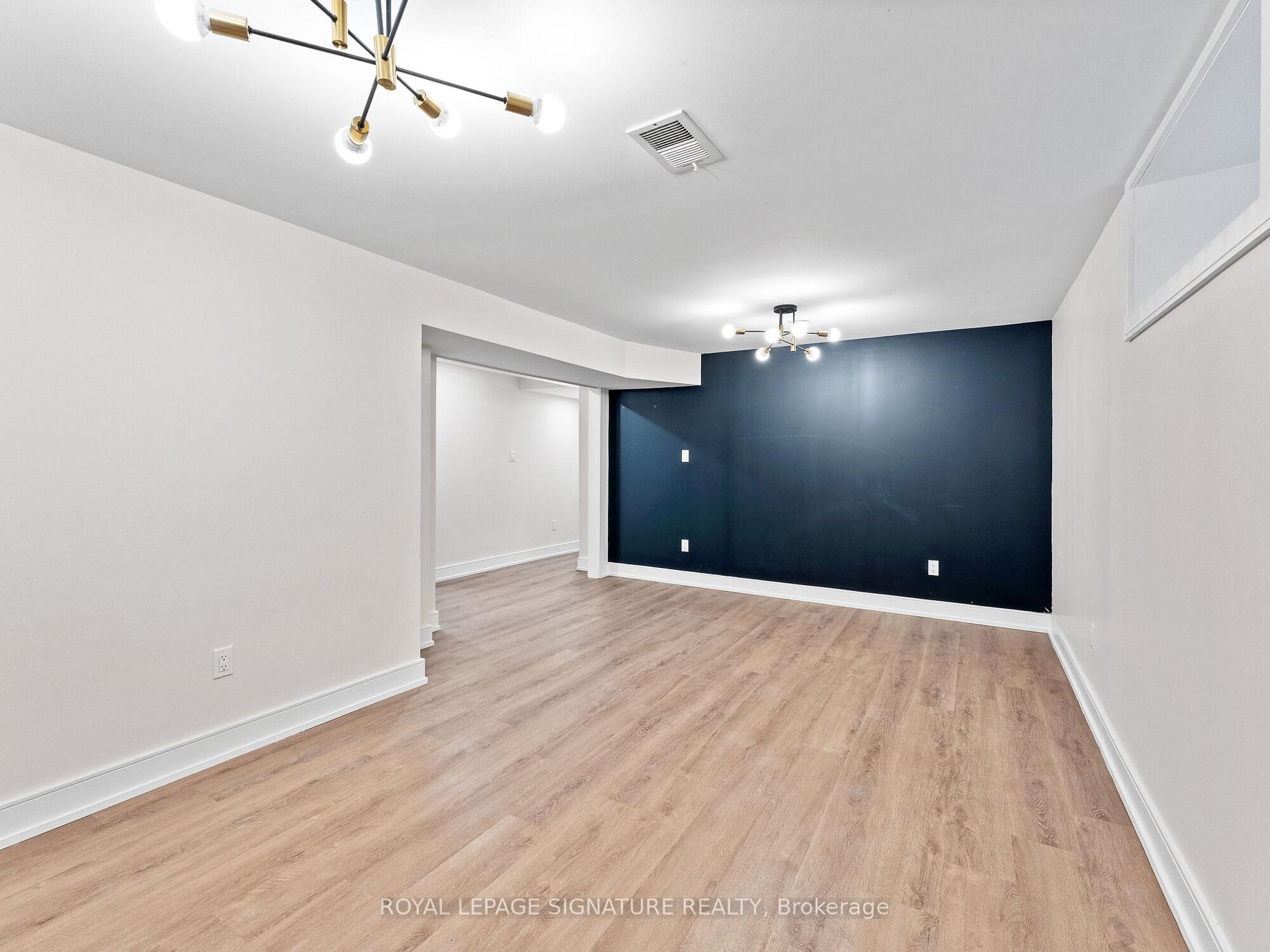 Photo 34 of 1620 Islington Avenue, Etobicoke, Princess-Rosethorn — HOMEH