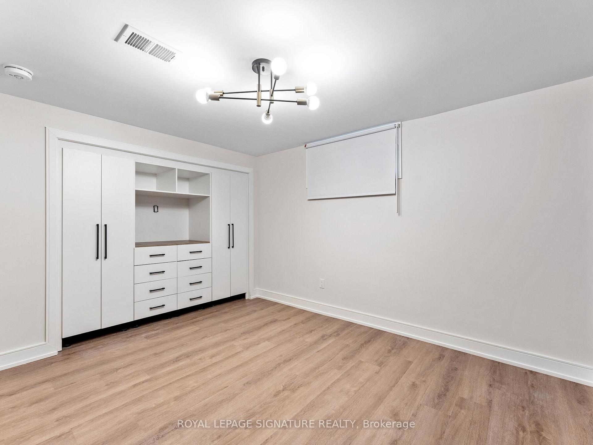 Photo 35 of 1620 Islington Avenue, Etobicoke, Princess-Rosethorn — HOMEH