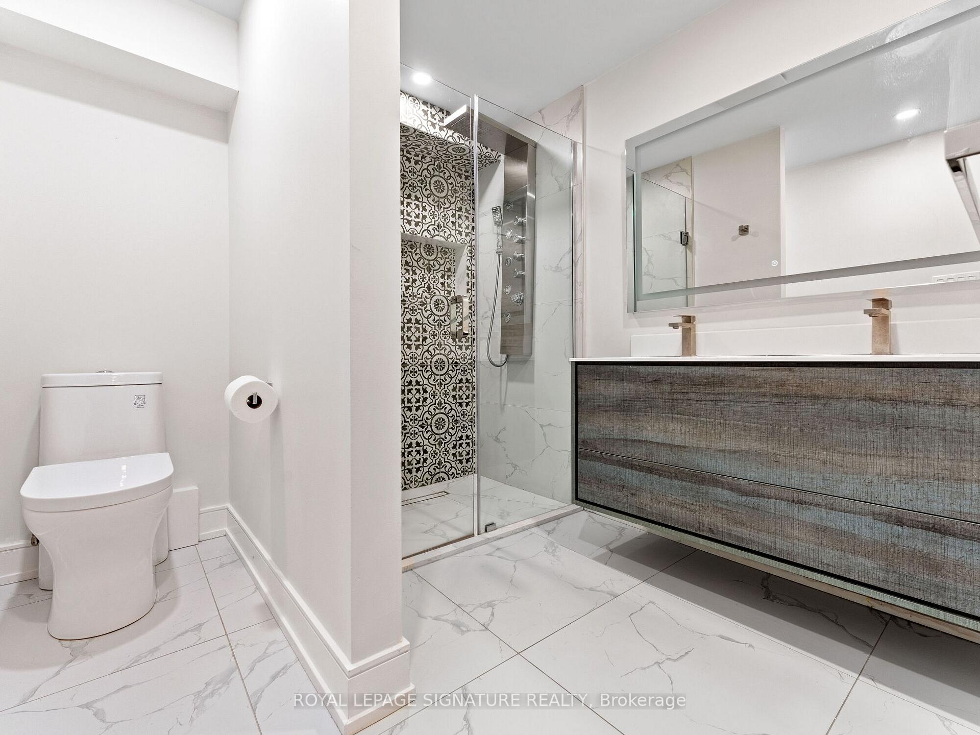 Photo 36 of 1620 Islington Avenue, Etobicoke, Princess-Rosethorn — HOMEH