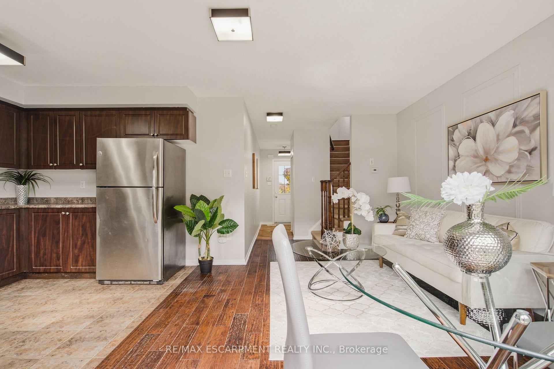 Photo 6 of 54 Duncan Avenue, Brantford, Empire — HOMEH