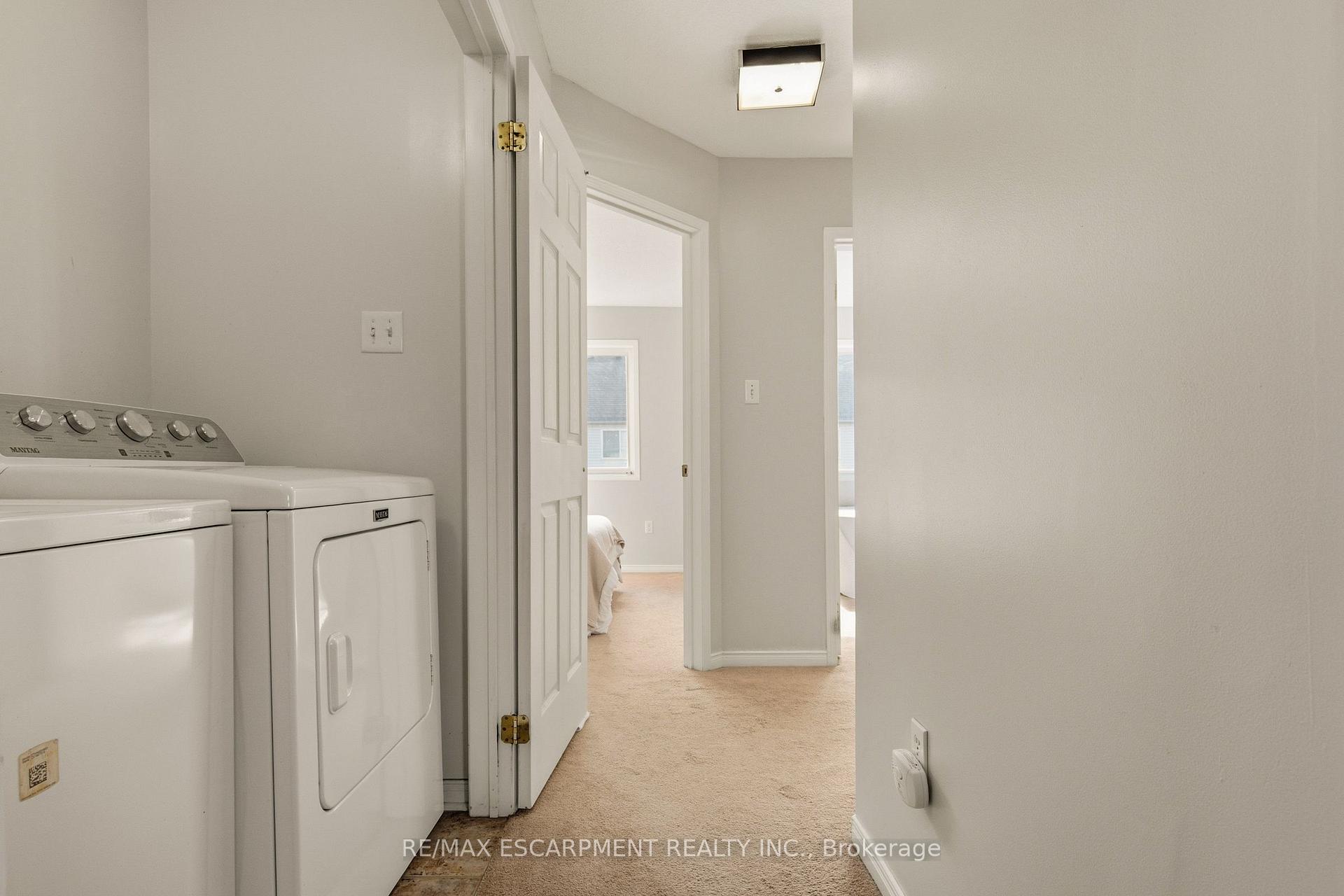 Photo 14 of 54 Duncan Avenue, Brantford, Empire — HOMEH