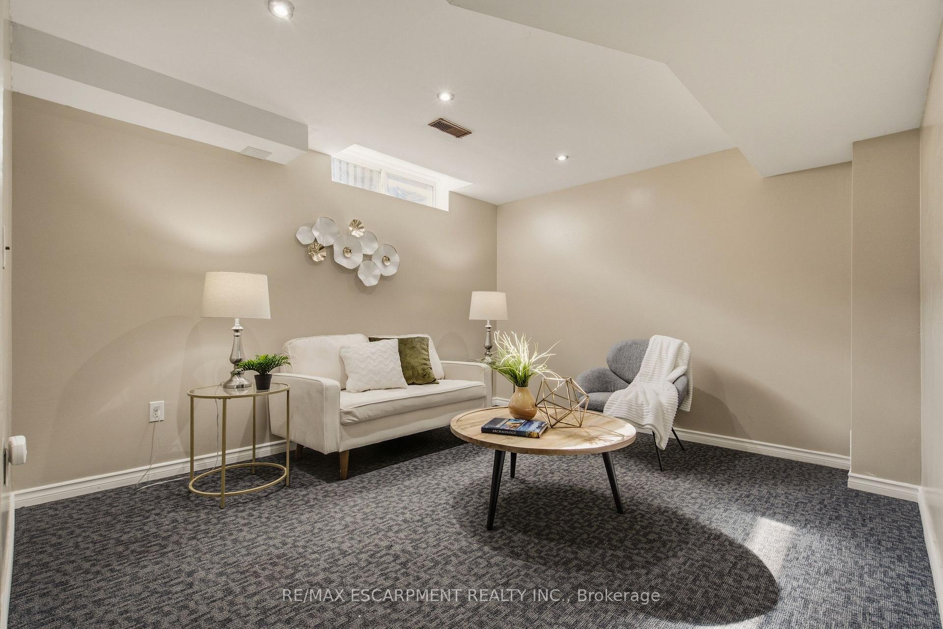 Photo 15 of 54 Duncan Avenue, Brantford, Empire — HOMEH