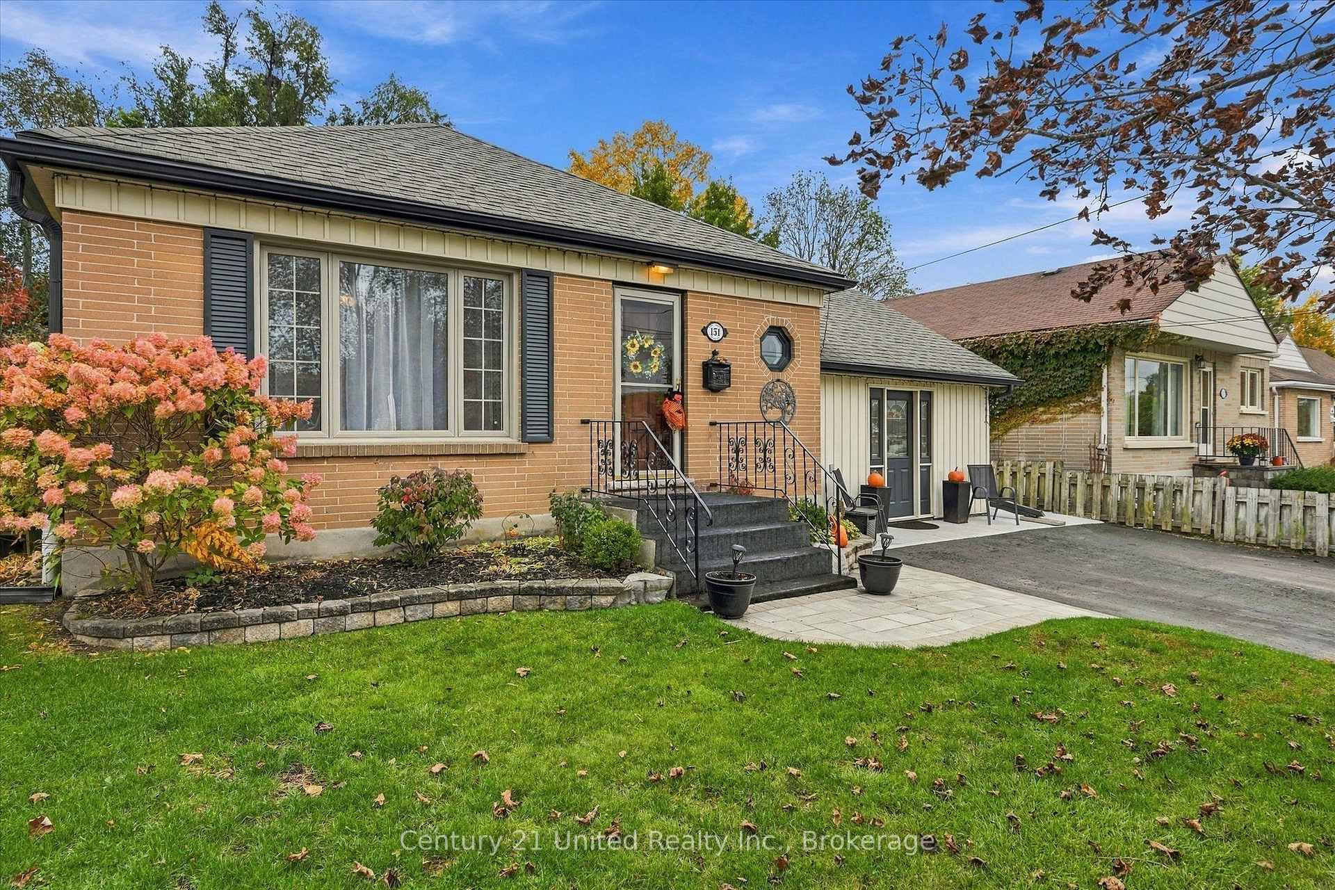 Photo 4 of 151 Elizabeth Avenue, Peterborough, Northcrest Ward 5 — HOMEH