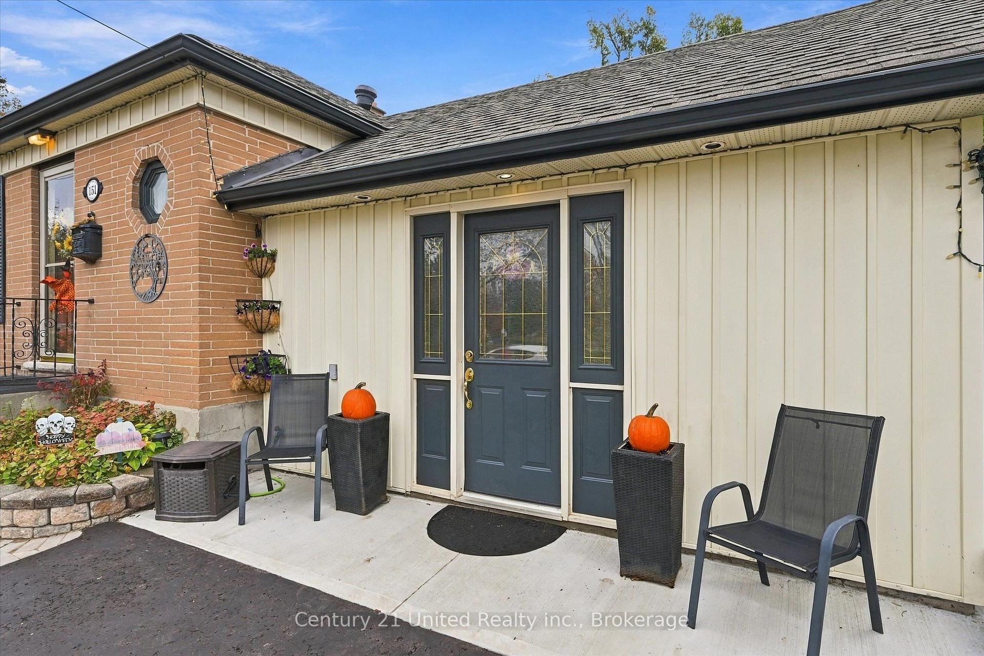 Photo 5 of 151 Elizabeth Avenue, Peterborough, Northcrest Ward 5 — HOMEH