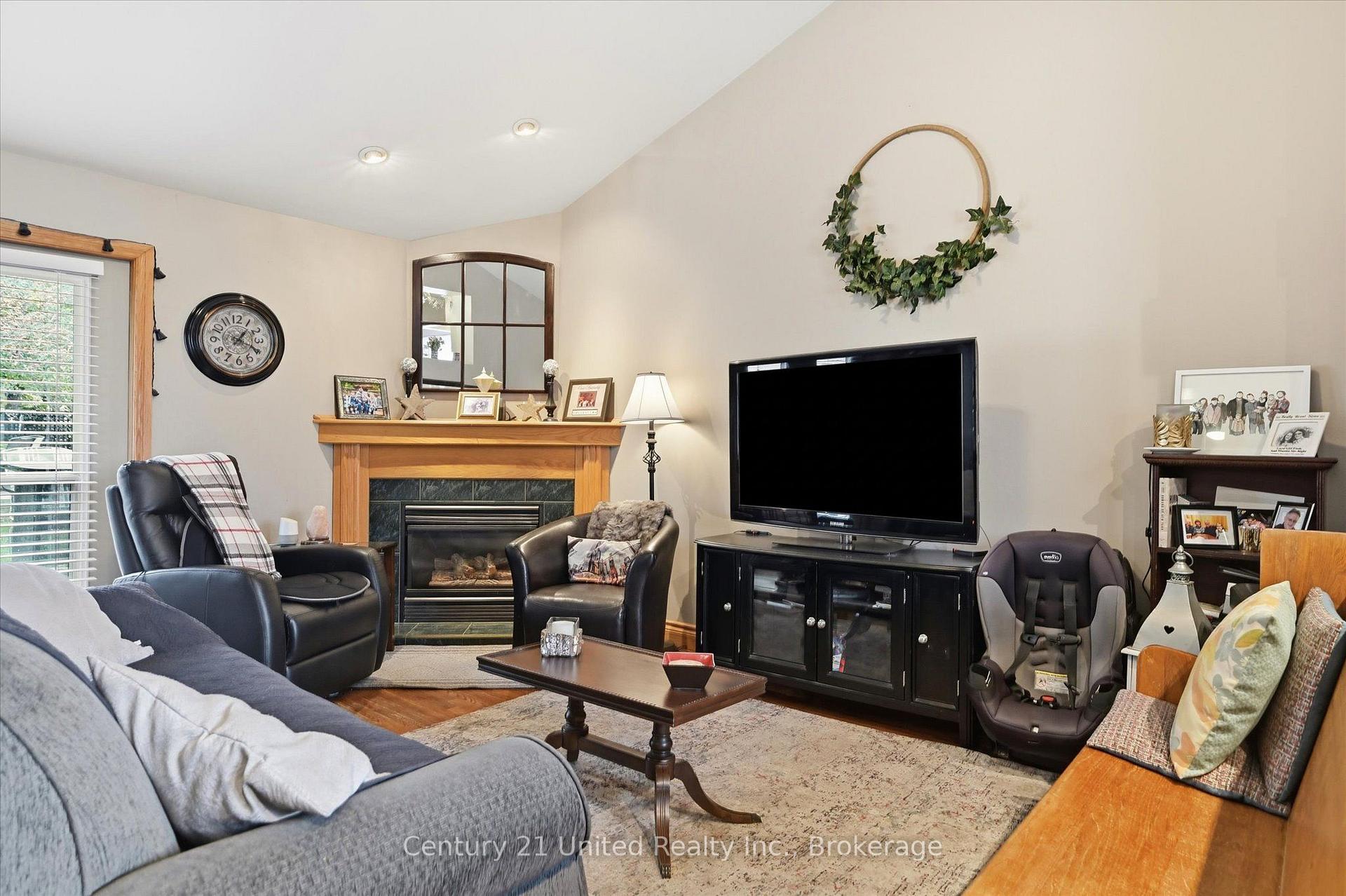 Photo 7 of 151 Elizabeth Avenue, Peterborough, Northcrest Ward 5 — HOMEH