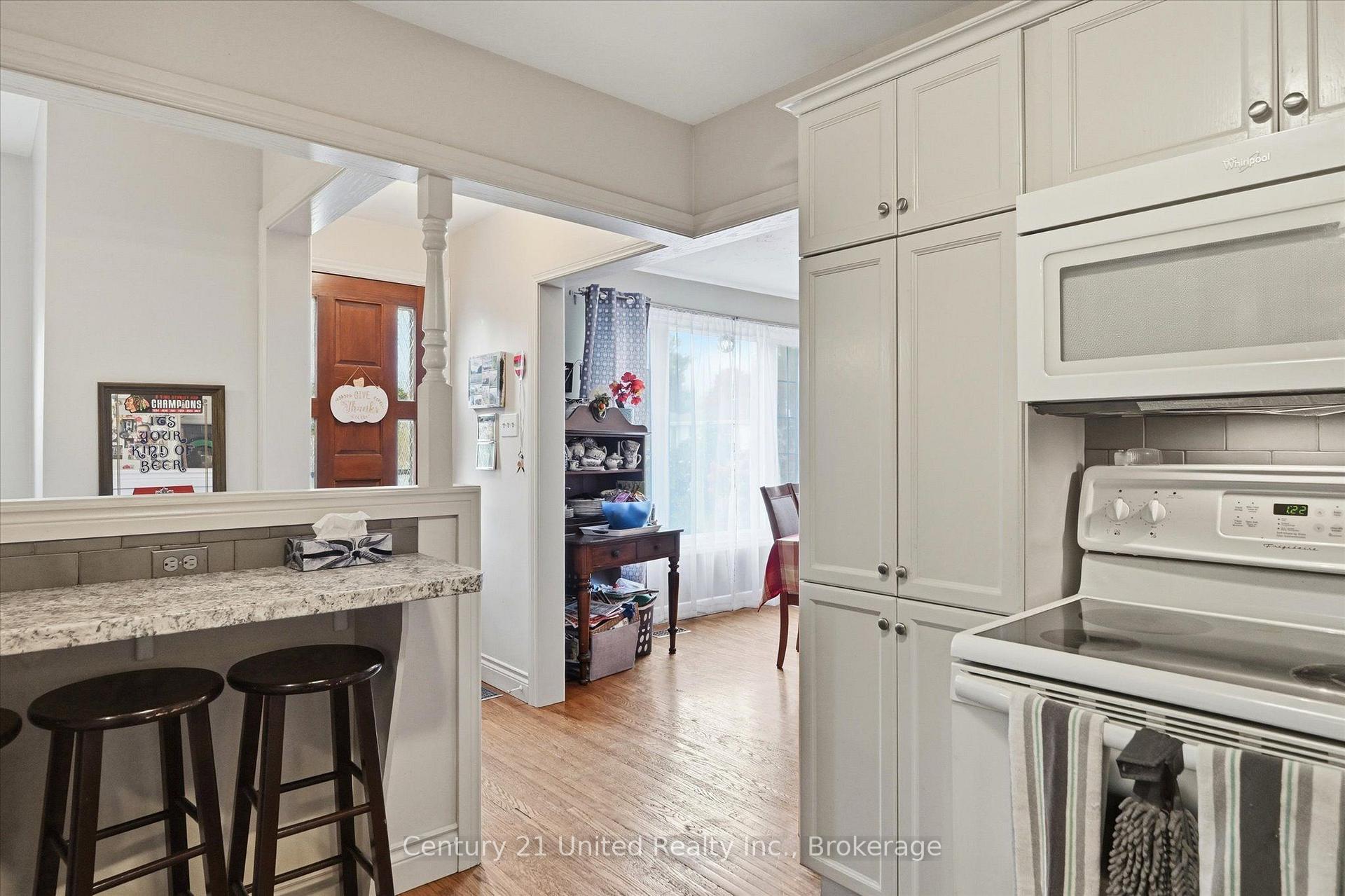 Photo 16 of 151 Elizabeth Avenue, Peterborough, Northcrest Ward 5 — HOMEH