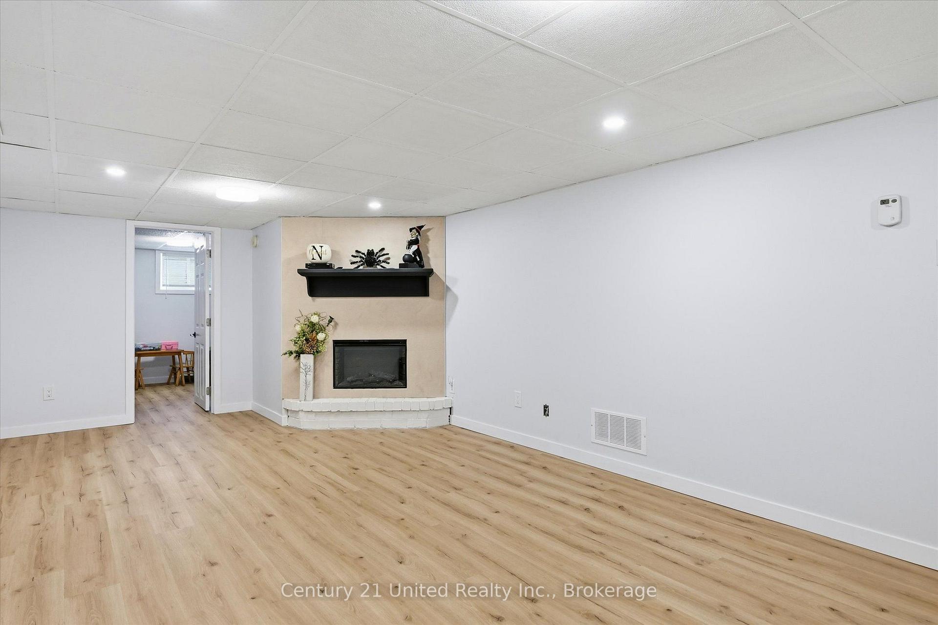Photo 31 of 151 Elizabeth Avenue, Peterborough, Northcrest Ward 5 — HOMEH
