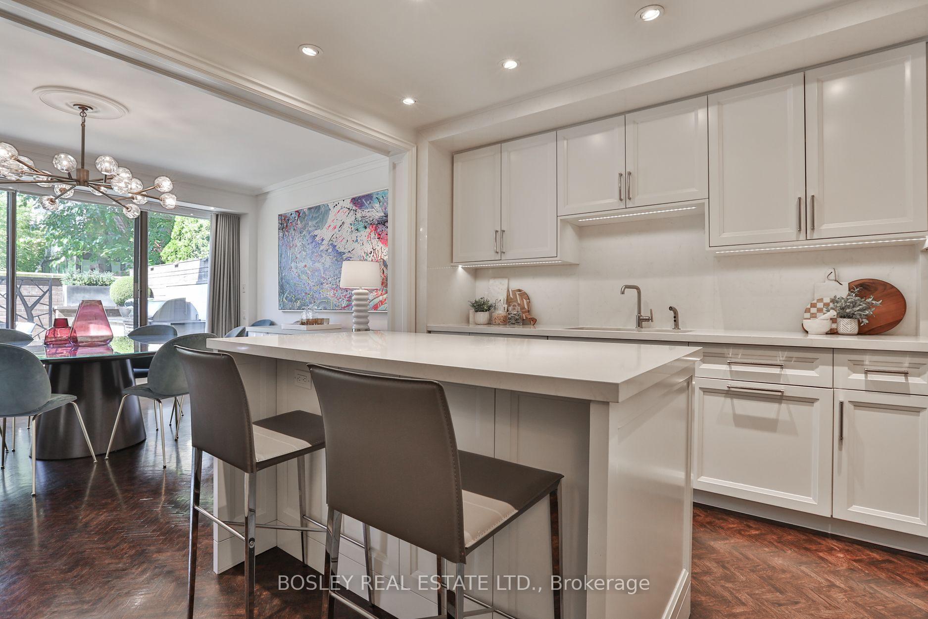 Photo 8 of Unit 101, 4 Lowther Avenue, Toronto, The Annex — HOMEH