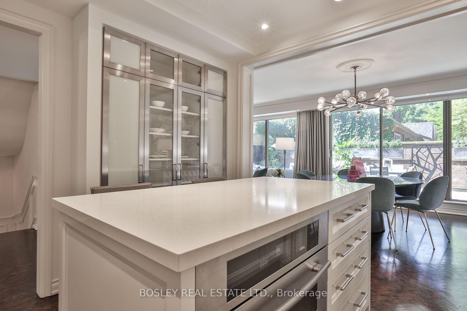 Photo 9 of Unit 101, 4 Lowther Avenue, Toronto, The Annex — HOMEH