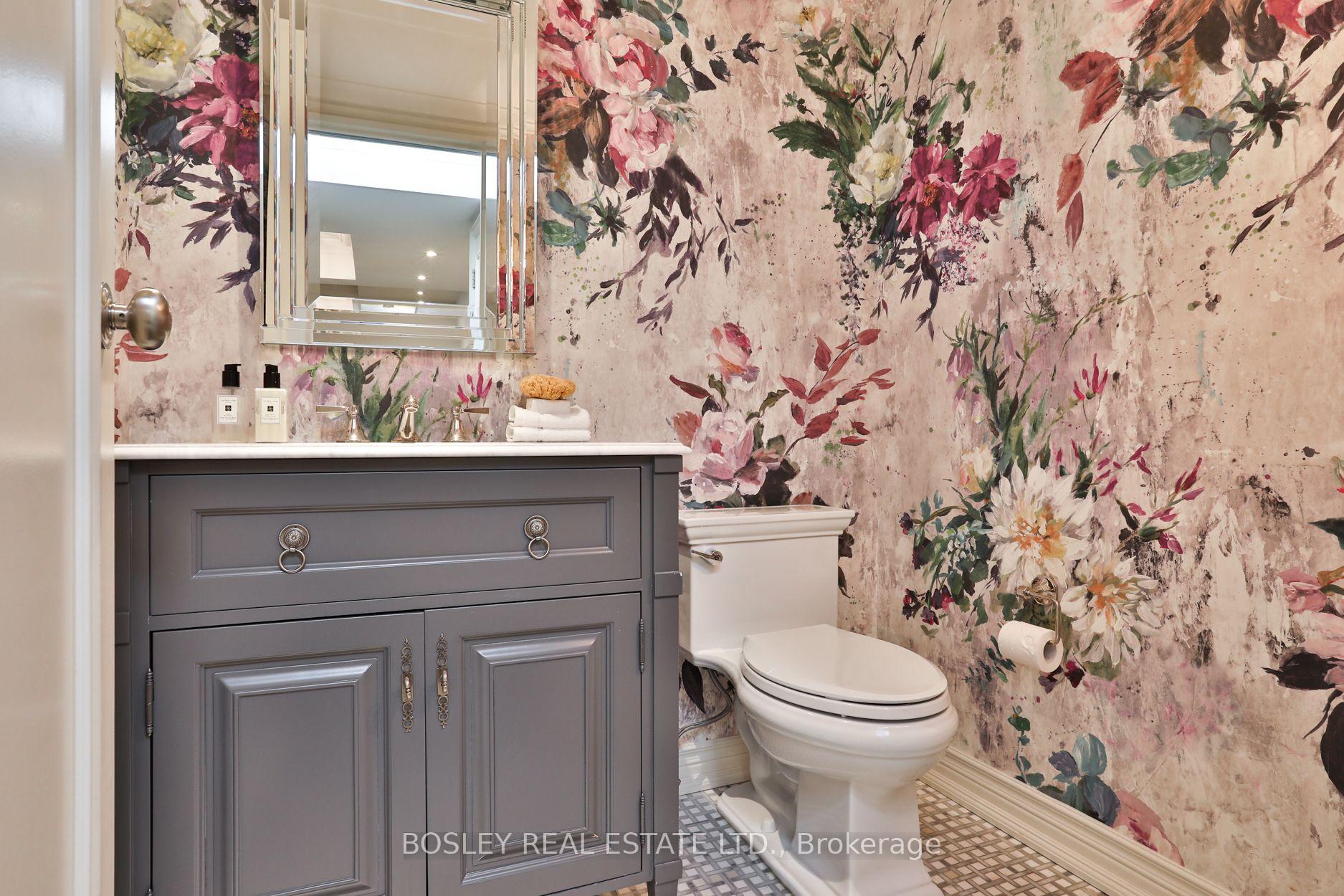 Photo 10 of Unit 101, 4 Lowther Avenue, Toronto, The Annex — HOMEH