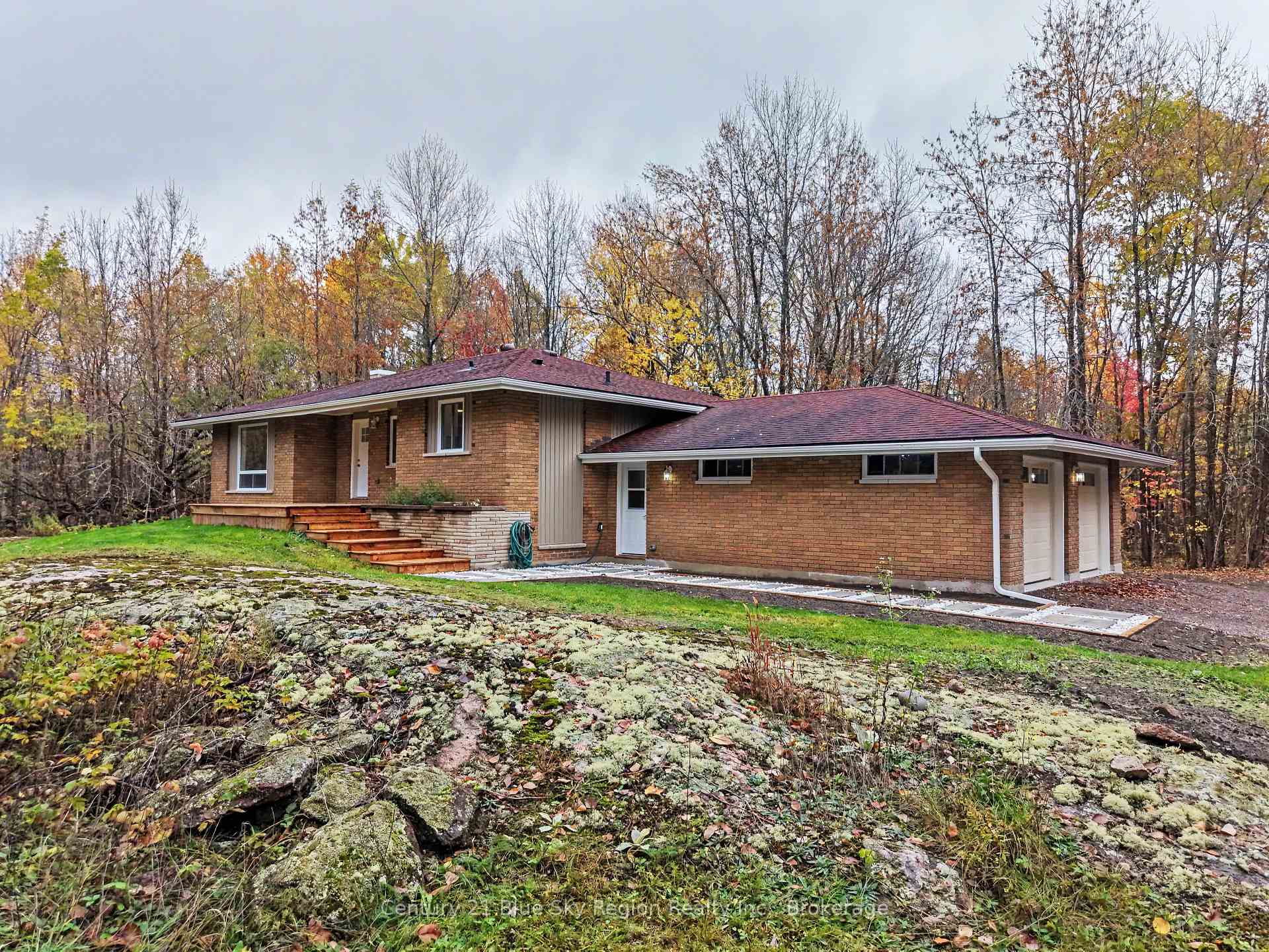 Photo of 686 Laplage Road