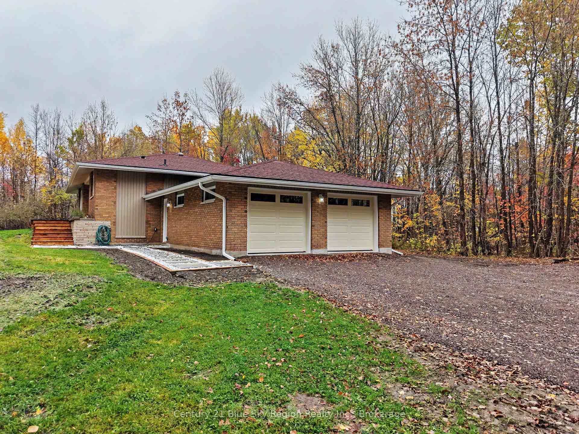 Photo 2 of 686 Laplage Road, West Nipissing, Verner — HOMEH
