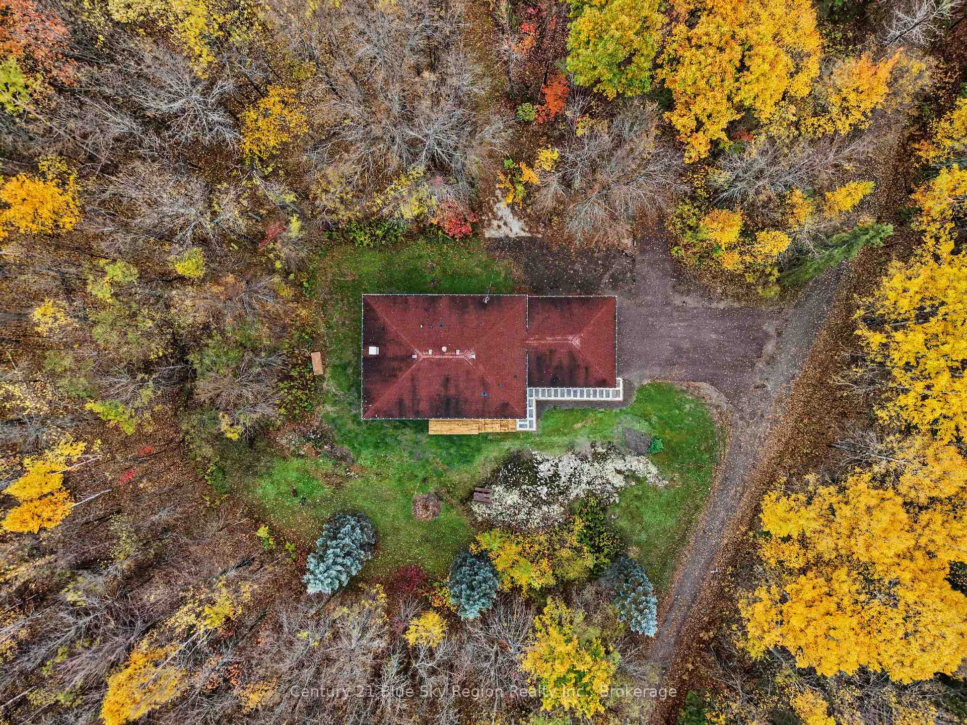 Photo 5 of 686 Laplage Road, West Nipissing, Verner — HOMEH