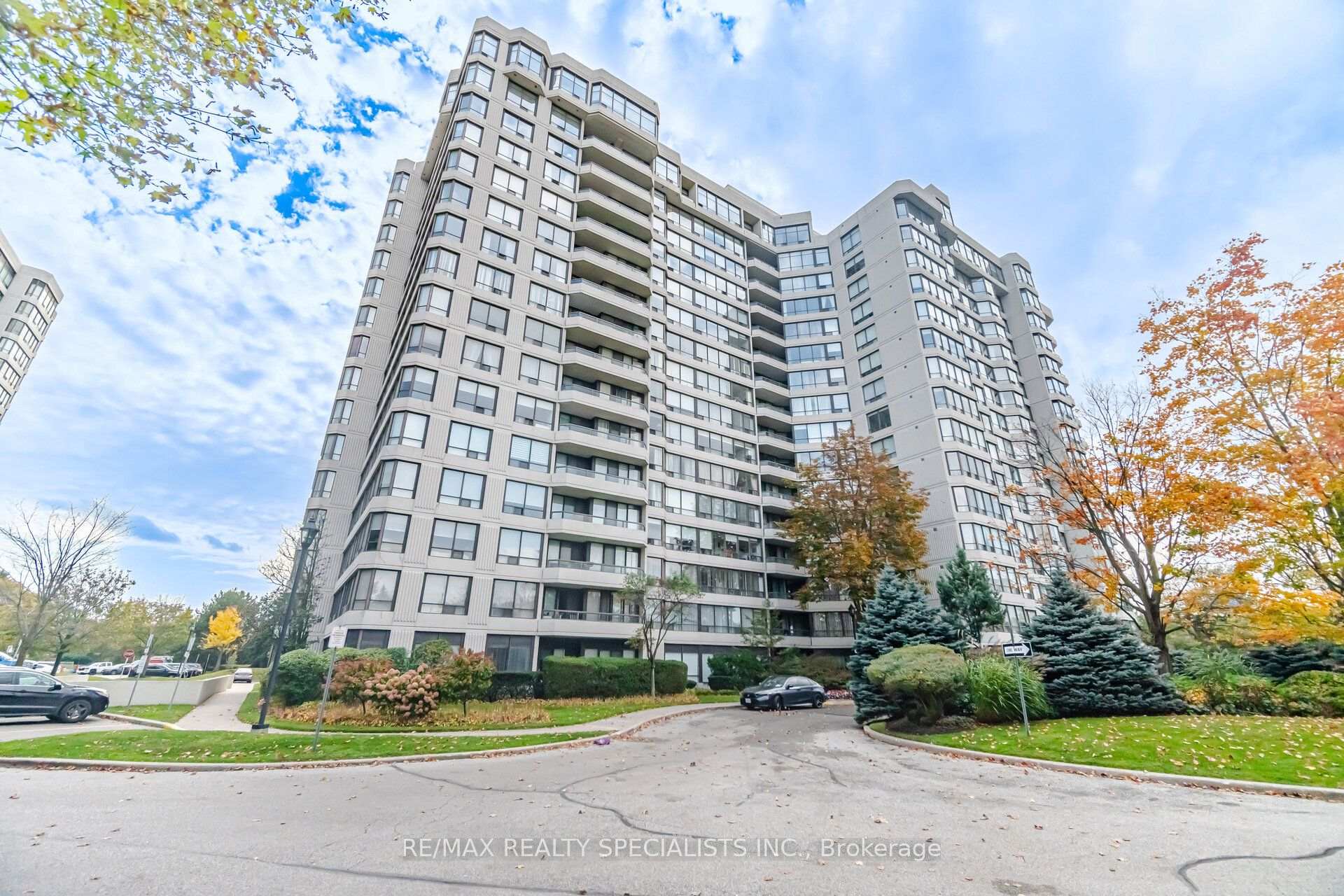 Photo of Unit 306, 1131 Steeles Avenue W